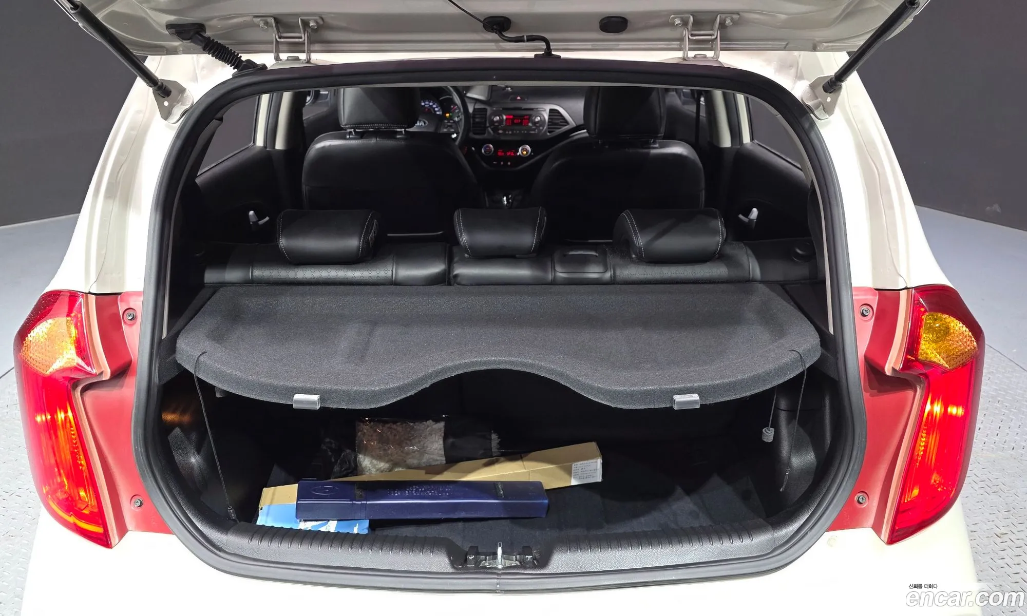 Kia Morning 2016 KNABX511BGT281995 — 10