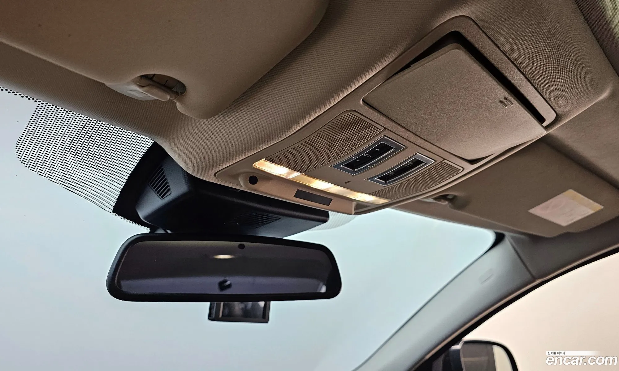 Jaguar XE 2015 — 8