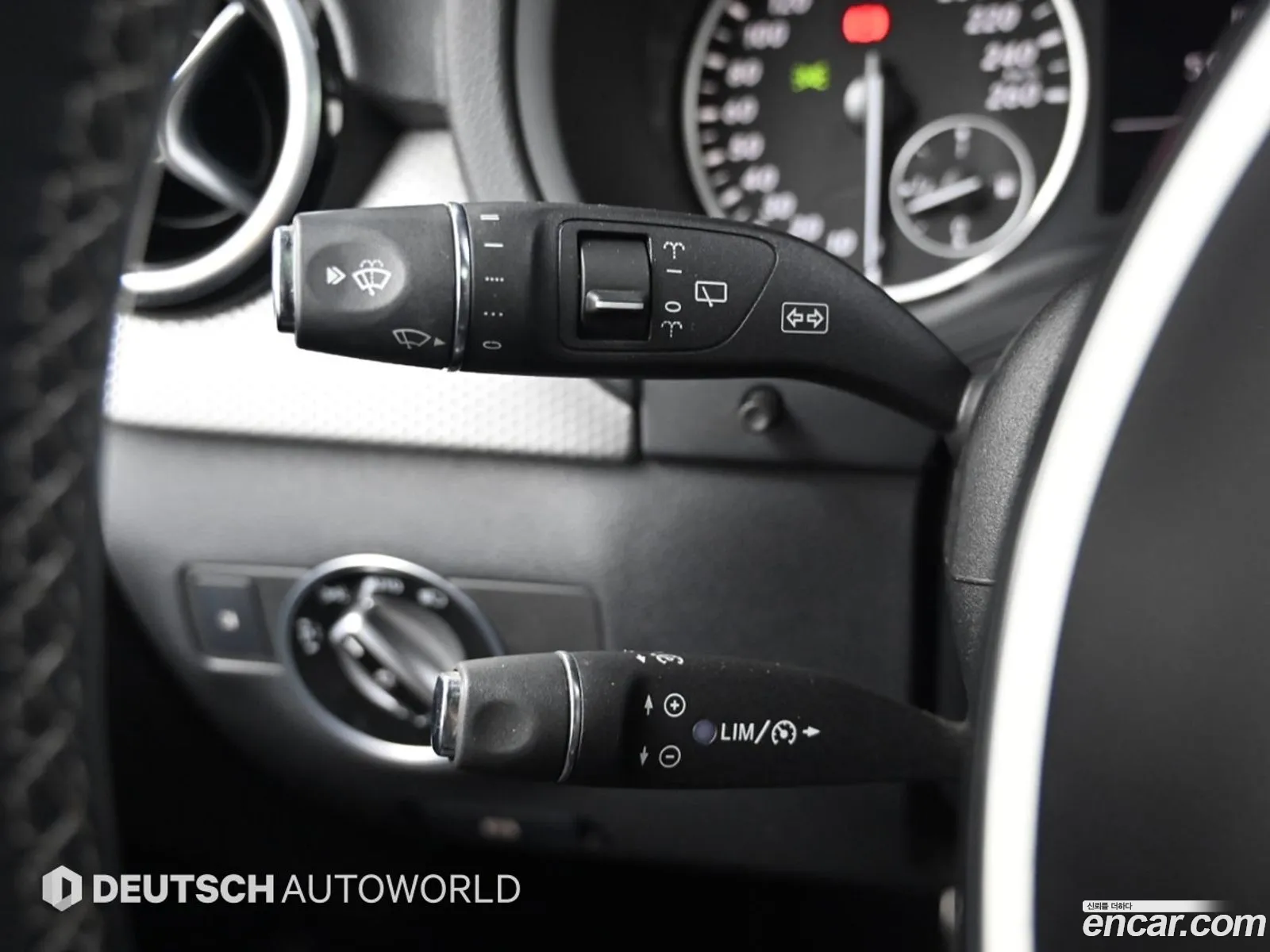 Mercedes-Benz B-Class W246 2013 — 12