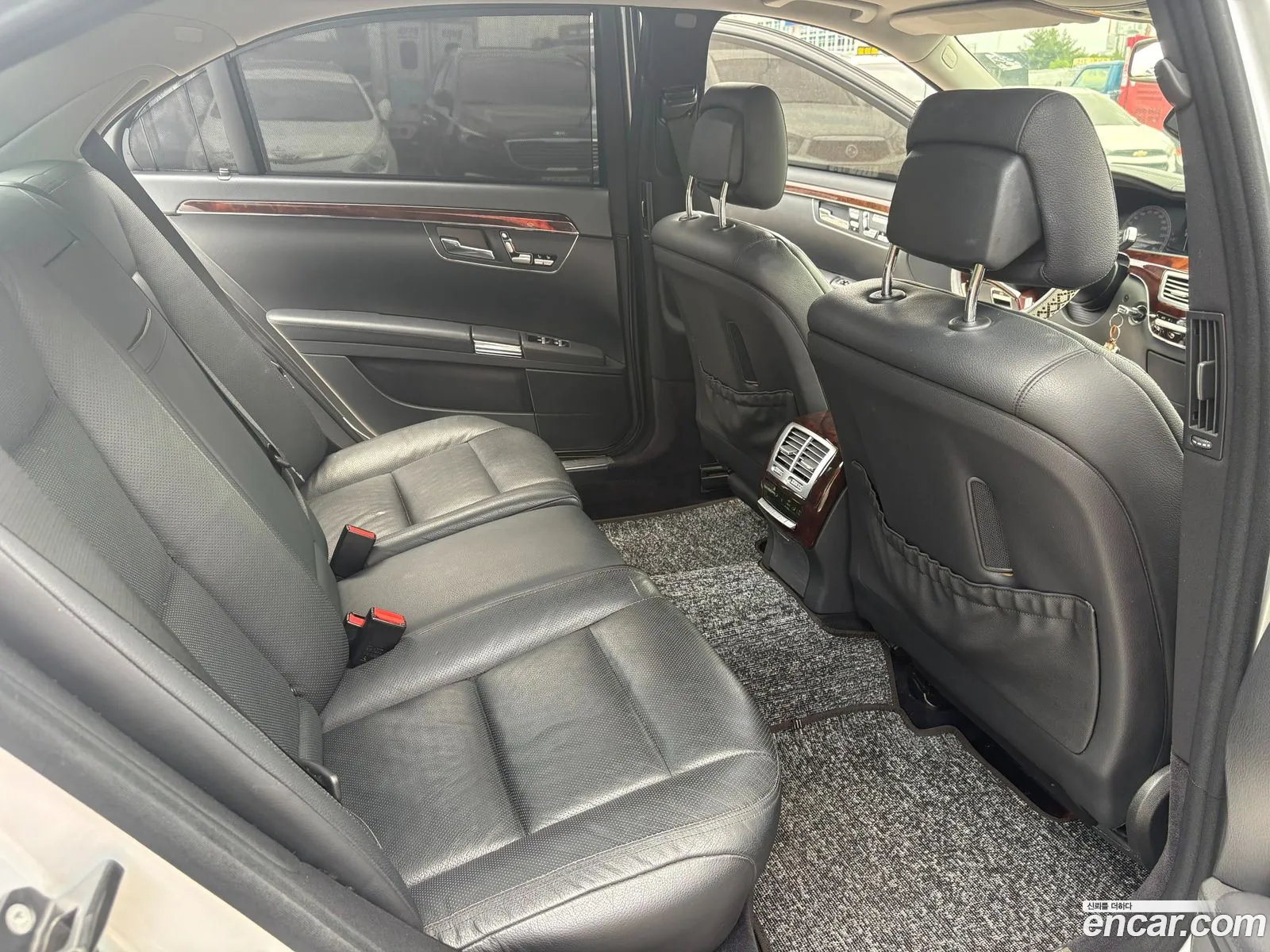 Mercedes-Benz S-Class W221 2010 — 7