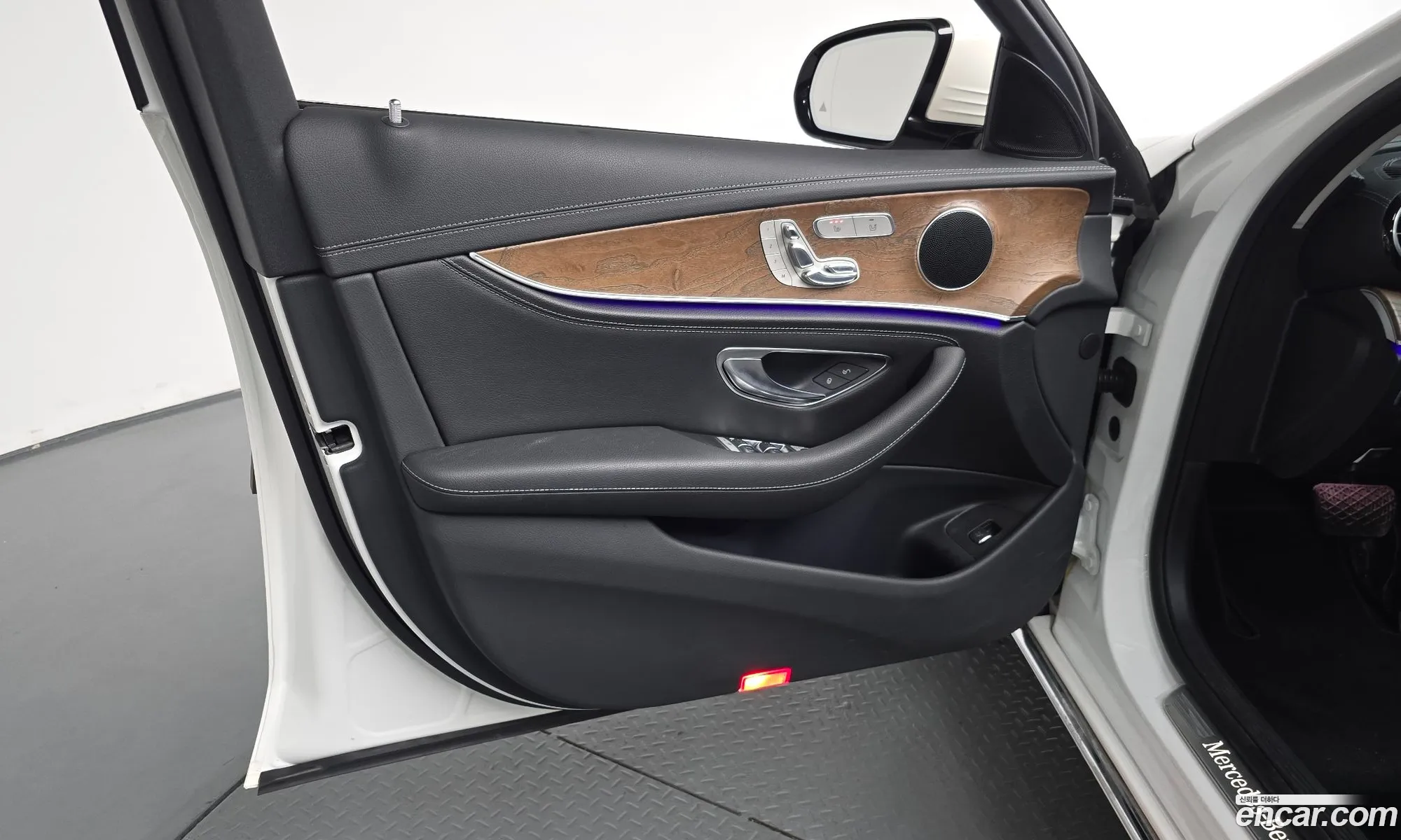Mercedes-Benz E-Class W213 2017 — 6