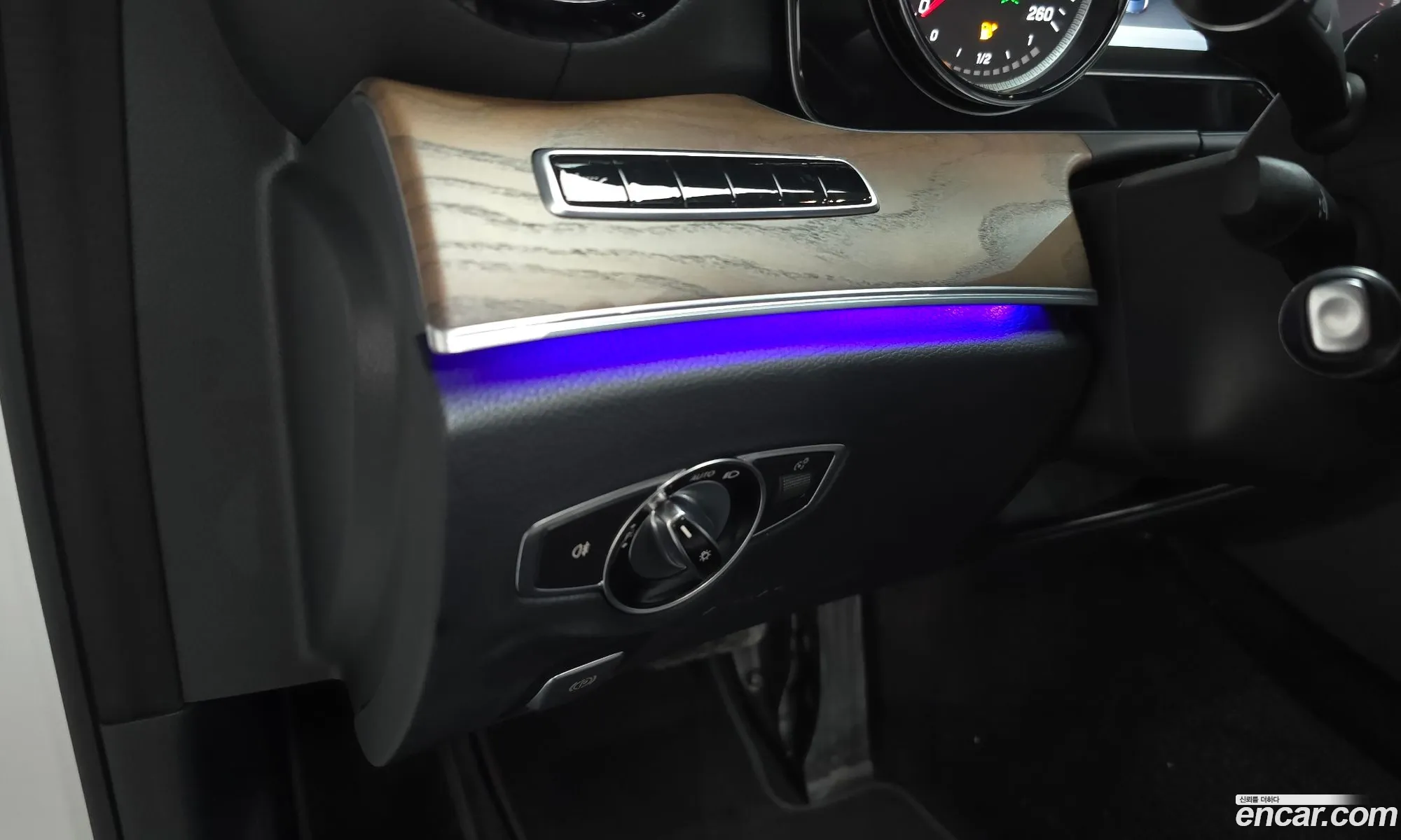 Mercedes-Benz E-Class W213 2017 — 17