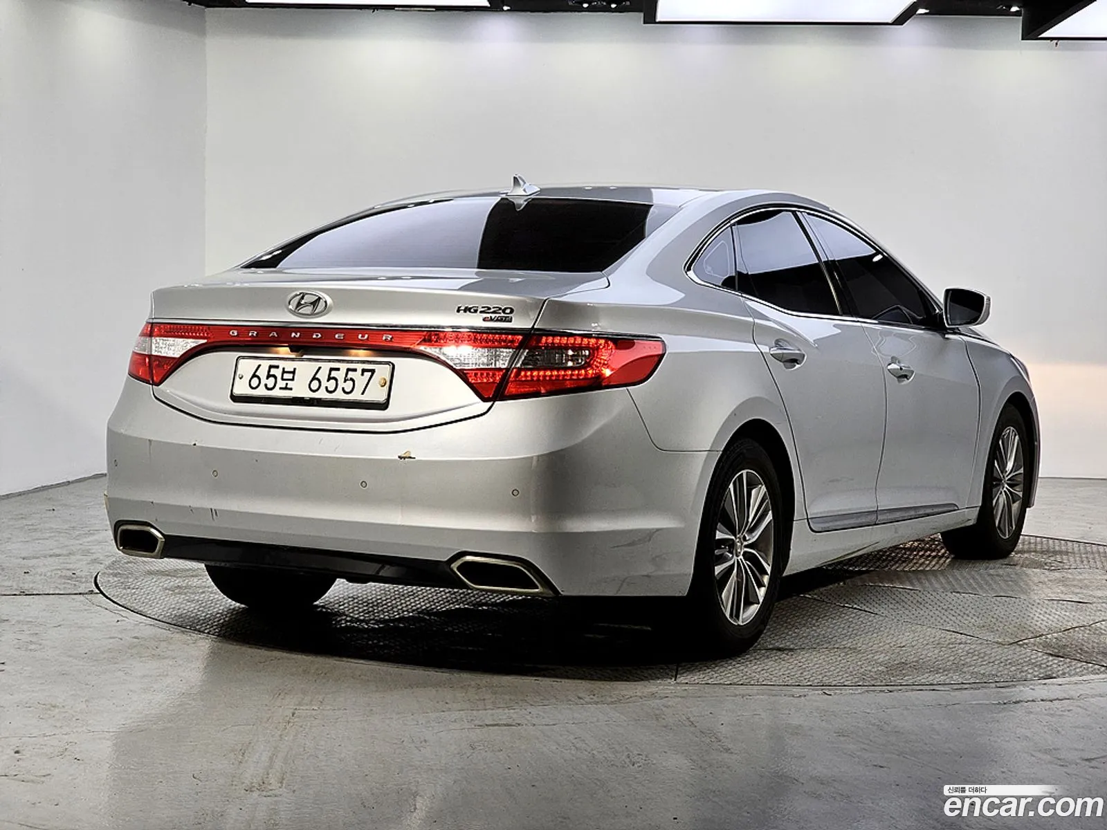 Hyundai Grandeur HG 2014 — 20