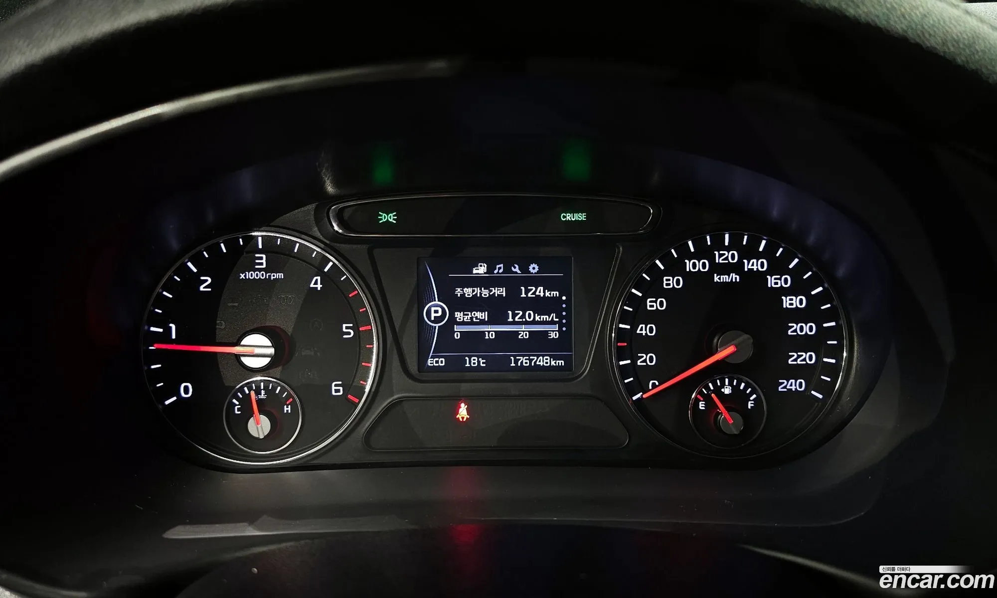 Kia Sorento 2017 KNAPK81ABHA314278 — 18