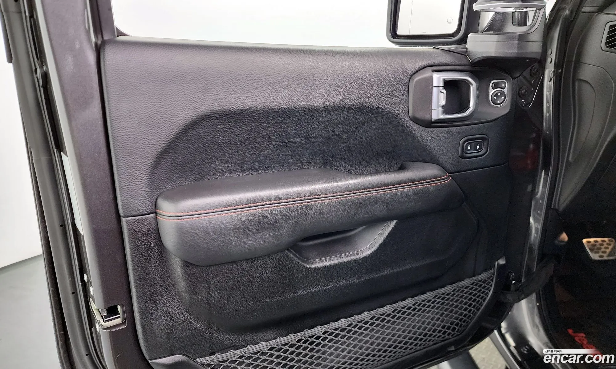 Jeep Wrangler 2018 1C4HJXFN0JW267892 — 13