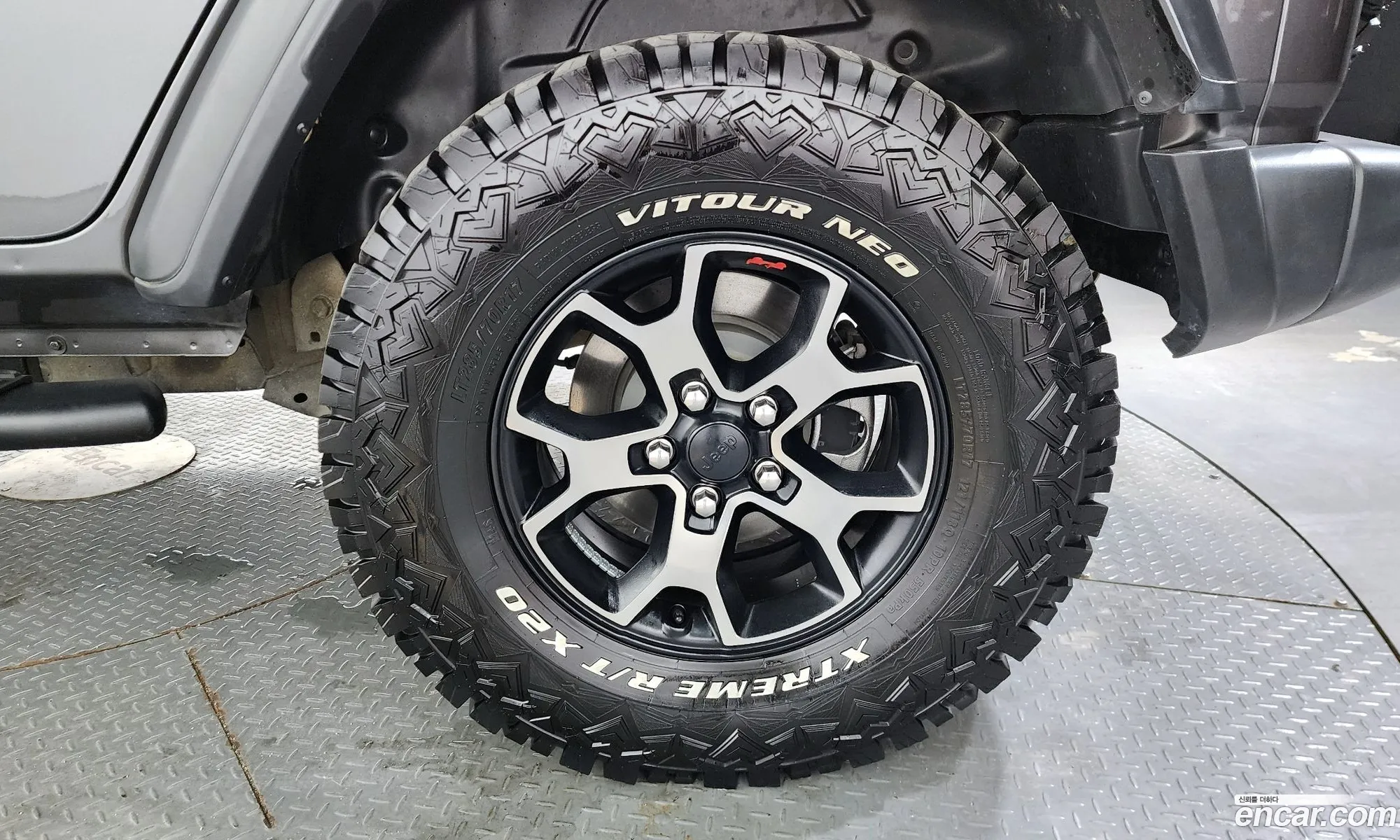 Jeep Wrangler 2018 1C4HJXFN0JW267892 — 32