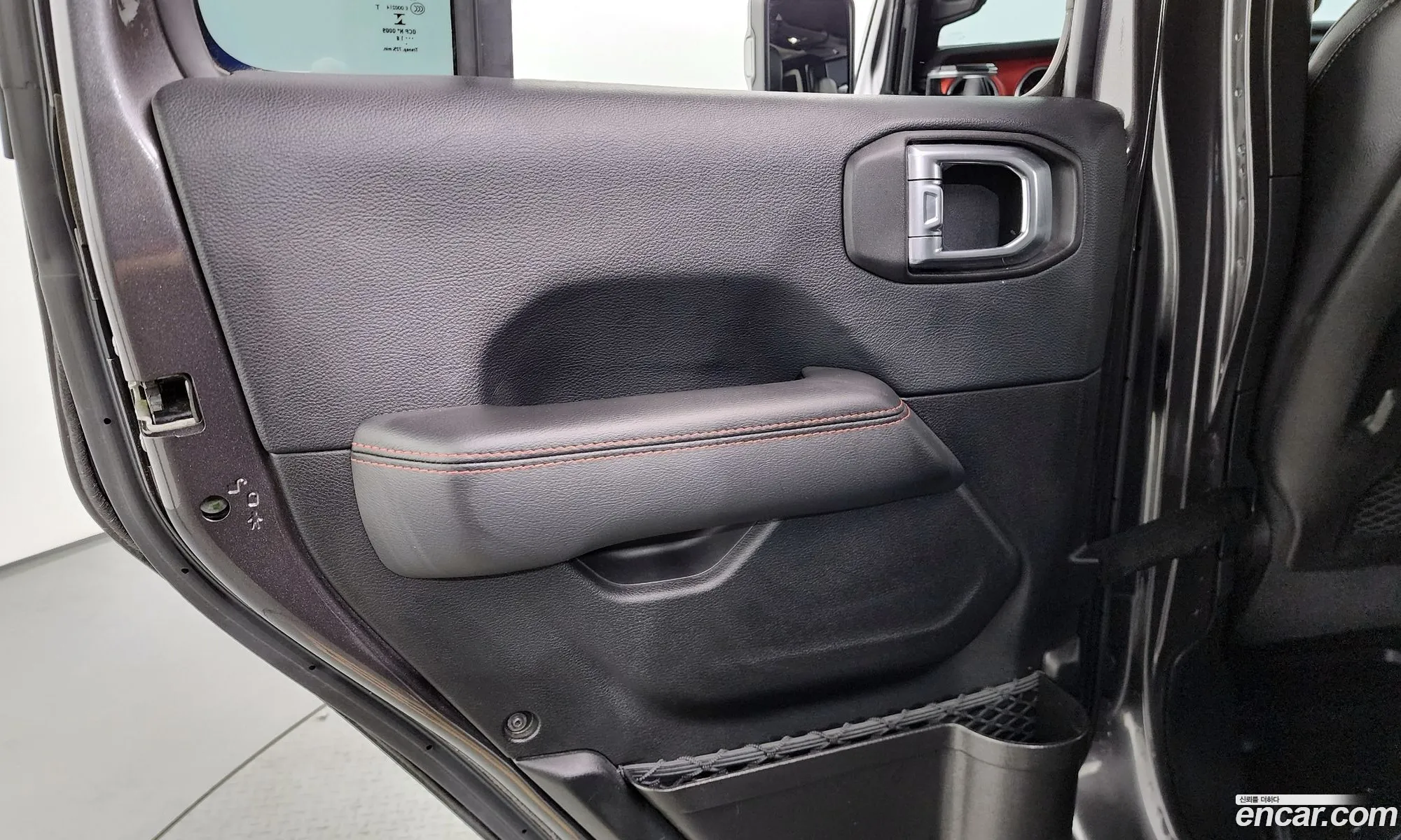 Jeep Wrangler 2018 1C4HJXFN0JW267892 — 2
