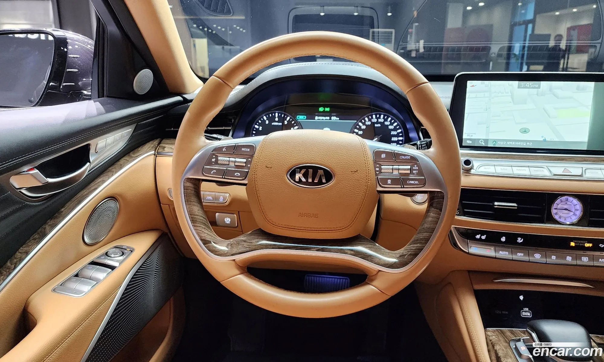 Kia The K9 2020 KNAS2418DMS030208 — 18