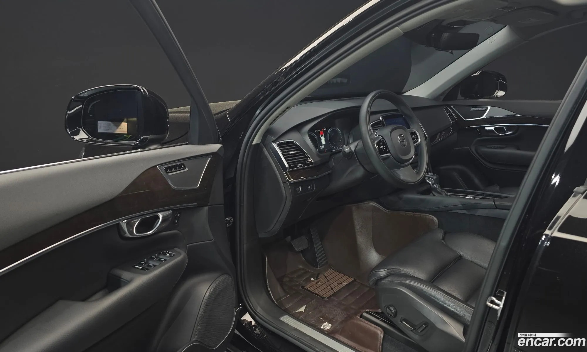 Volvo XC90 2016 — 8