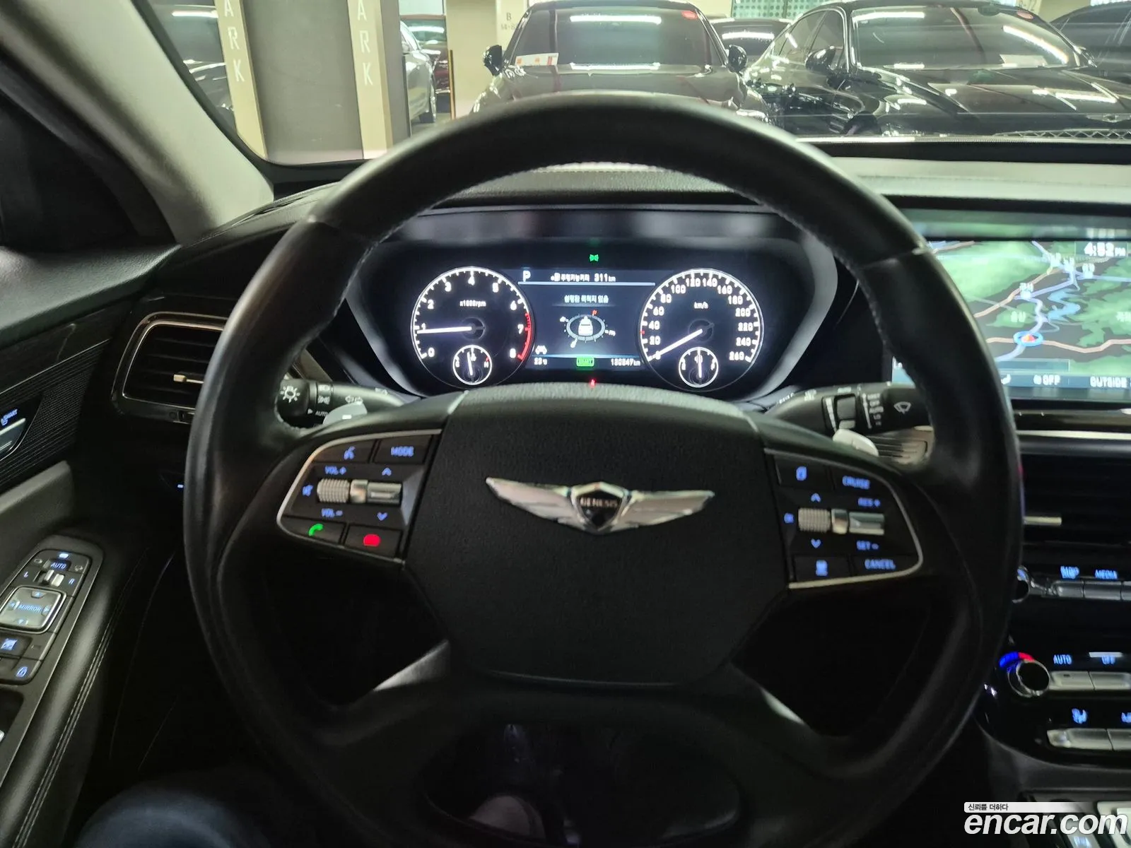 Genesis EQ900 2018 — 20