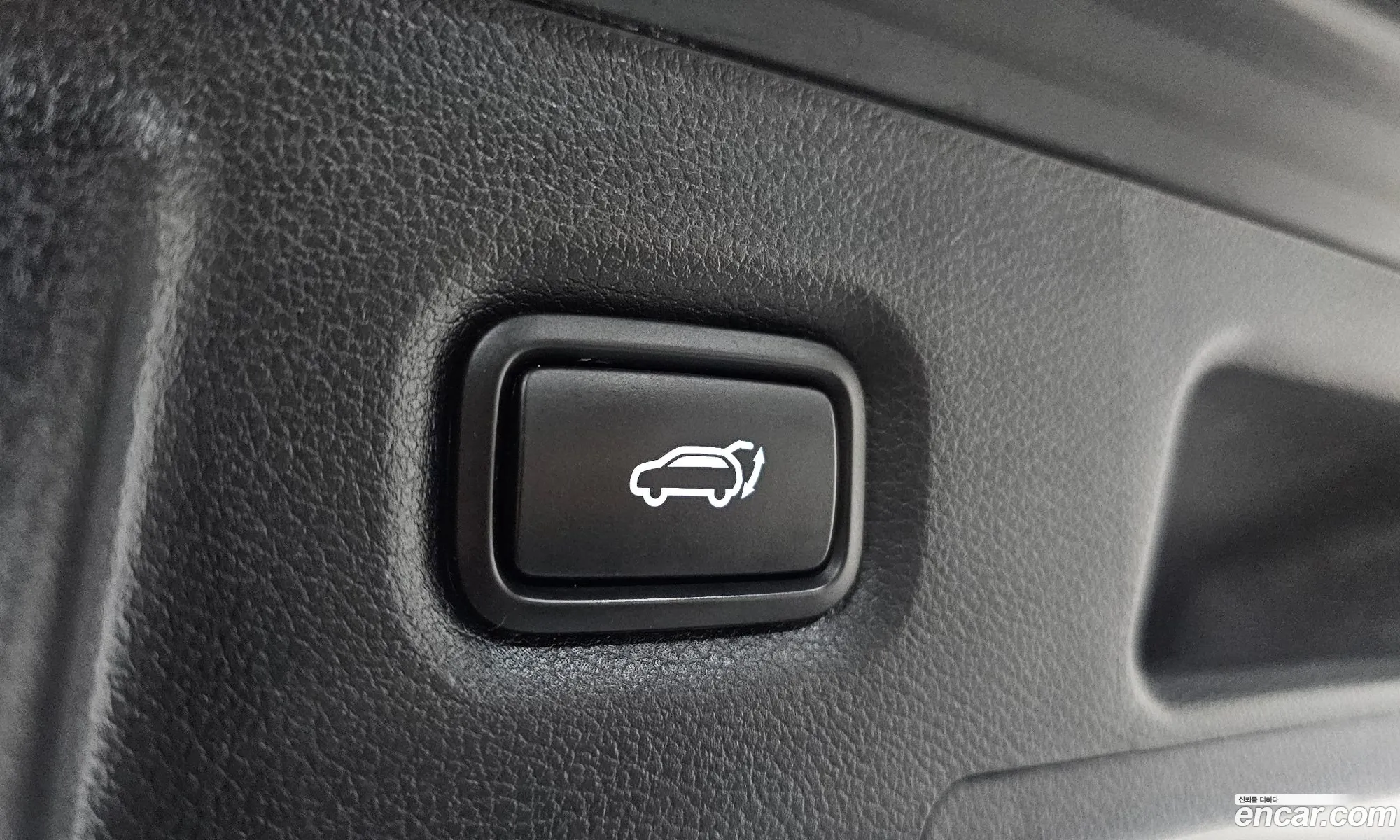 Hyundai Santa Fe TM 2018 KMHS581BBKU103021 — 18
