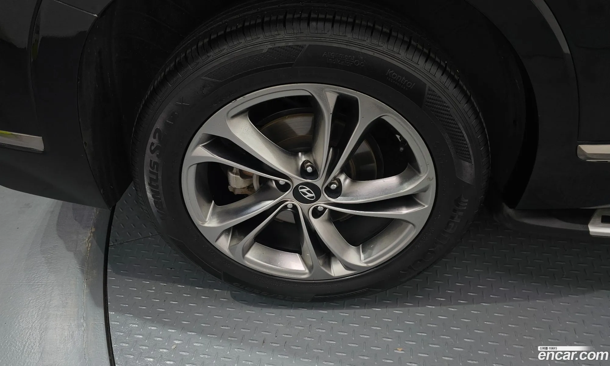 Hyundai Santa Fe TM 2018 KMHS581BBKU103021 — 30