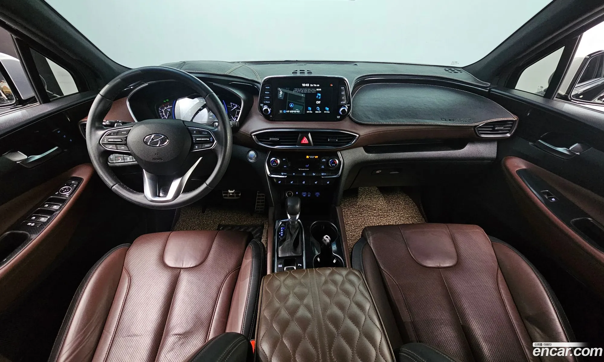 Hyundai Santa Fe TM 2018 KMHS581BBKU103021 — 21