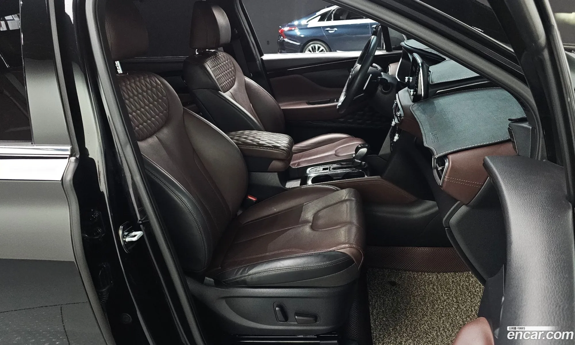 Hyundai Santa Fe TM 2018 KMHS581BBKU103021 — 25