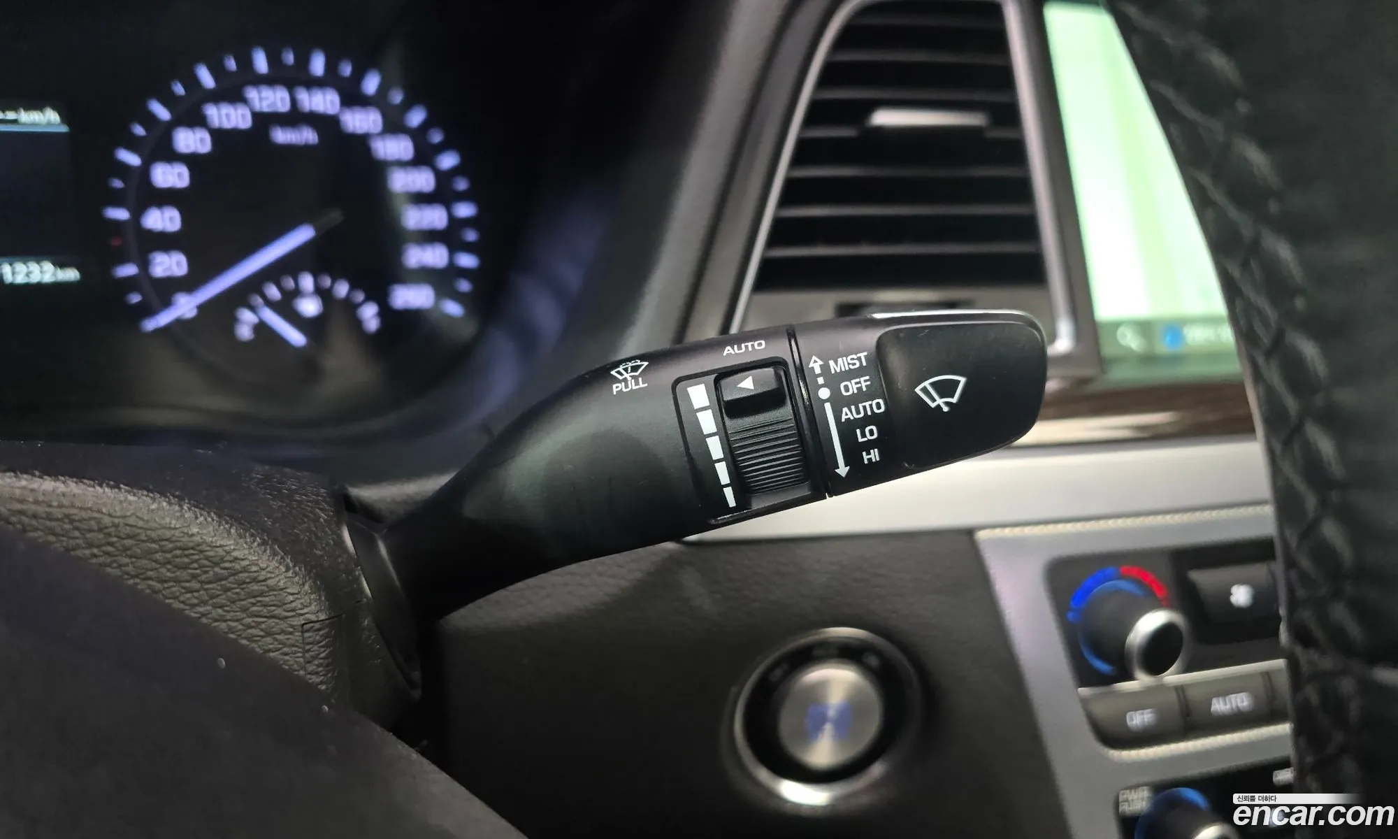 Genesis G80 2017 KMHGM41DBJU253084 — 14