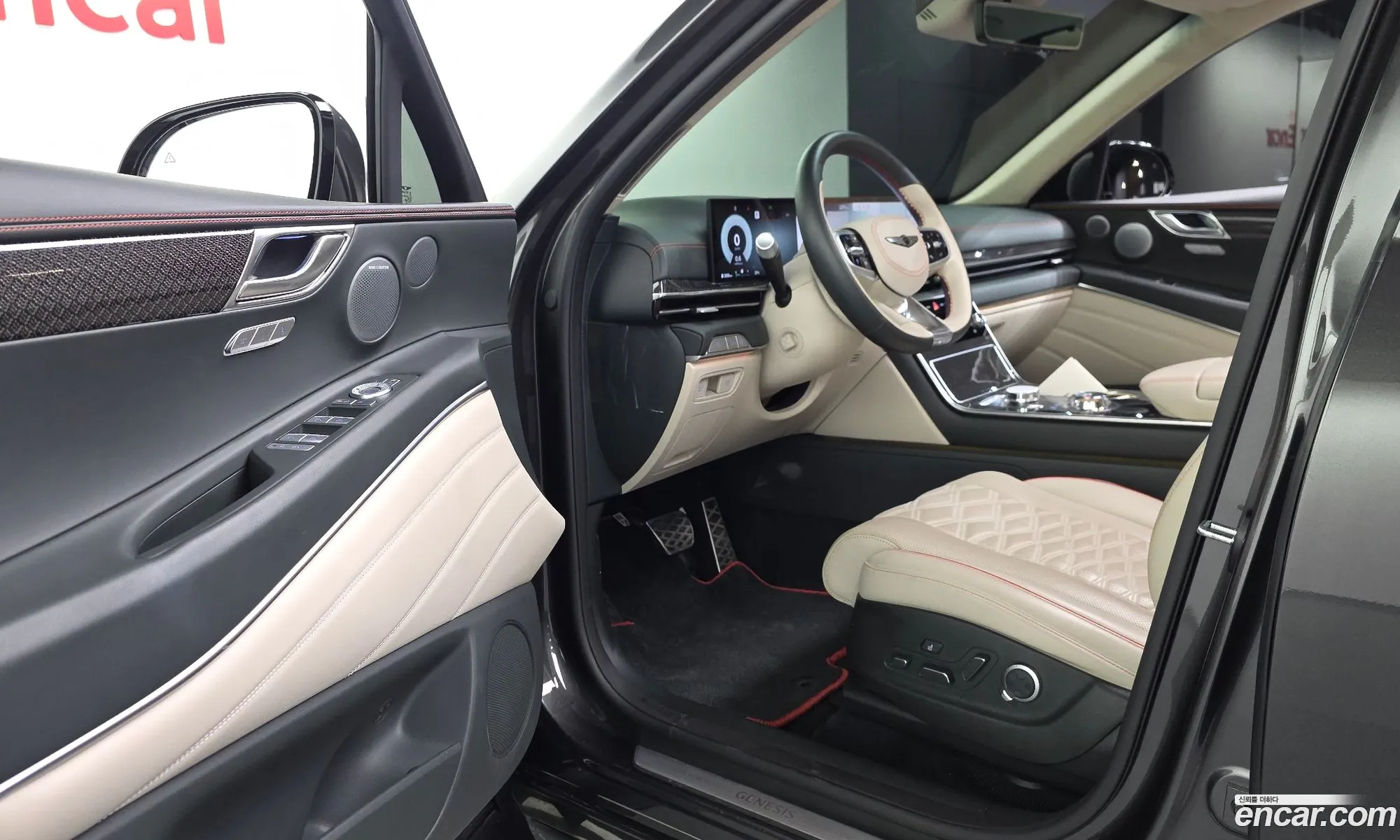 Genesis GV80 Coupe 2024 KMTHF61CDRU214331 — 4