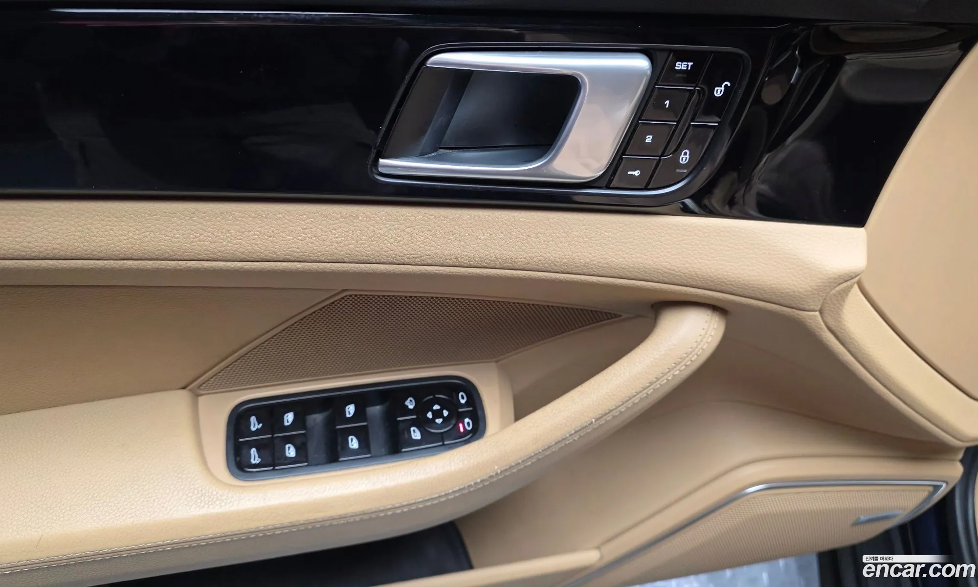 Porsche Panamera 2018 WP0AA297XJL115668 — 17