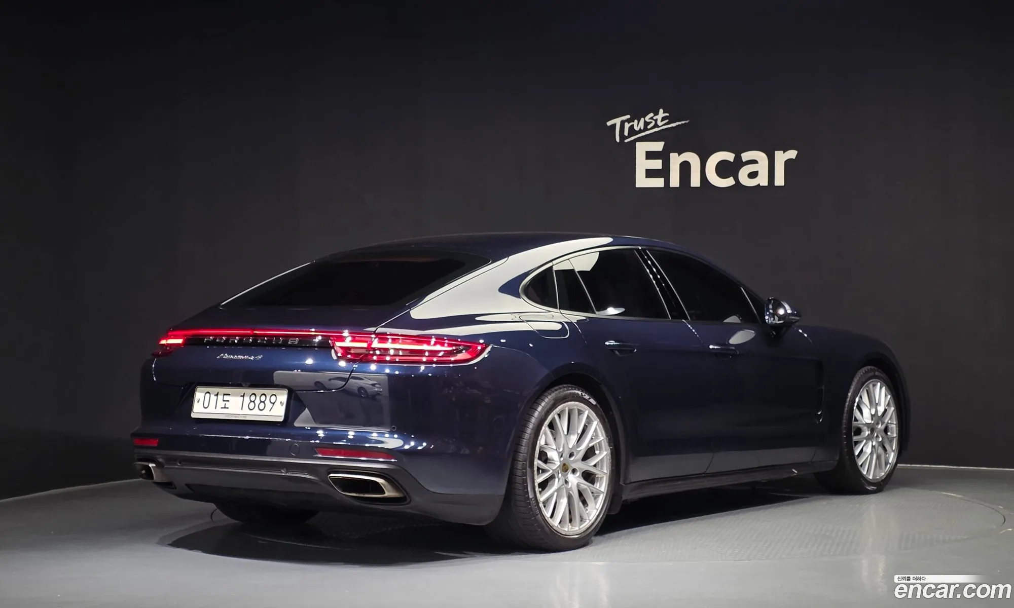 Porsche Panamera 2018 WP0AA297XJL115668 — 12