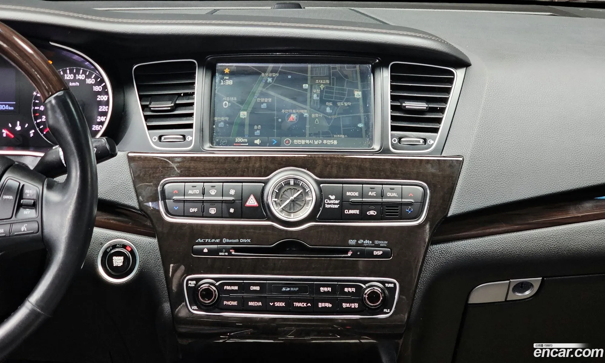 Kia K7 2016 KNALM415BGA220628 — 17