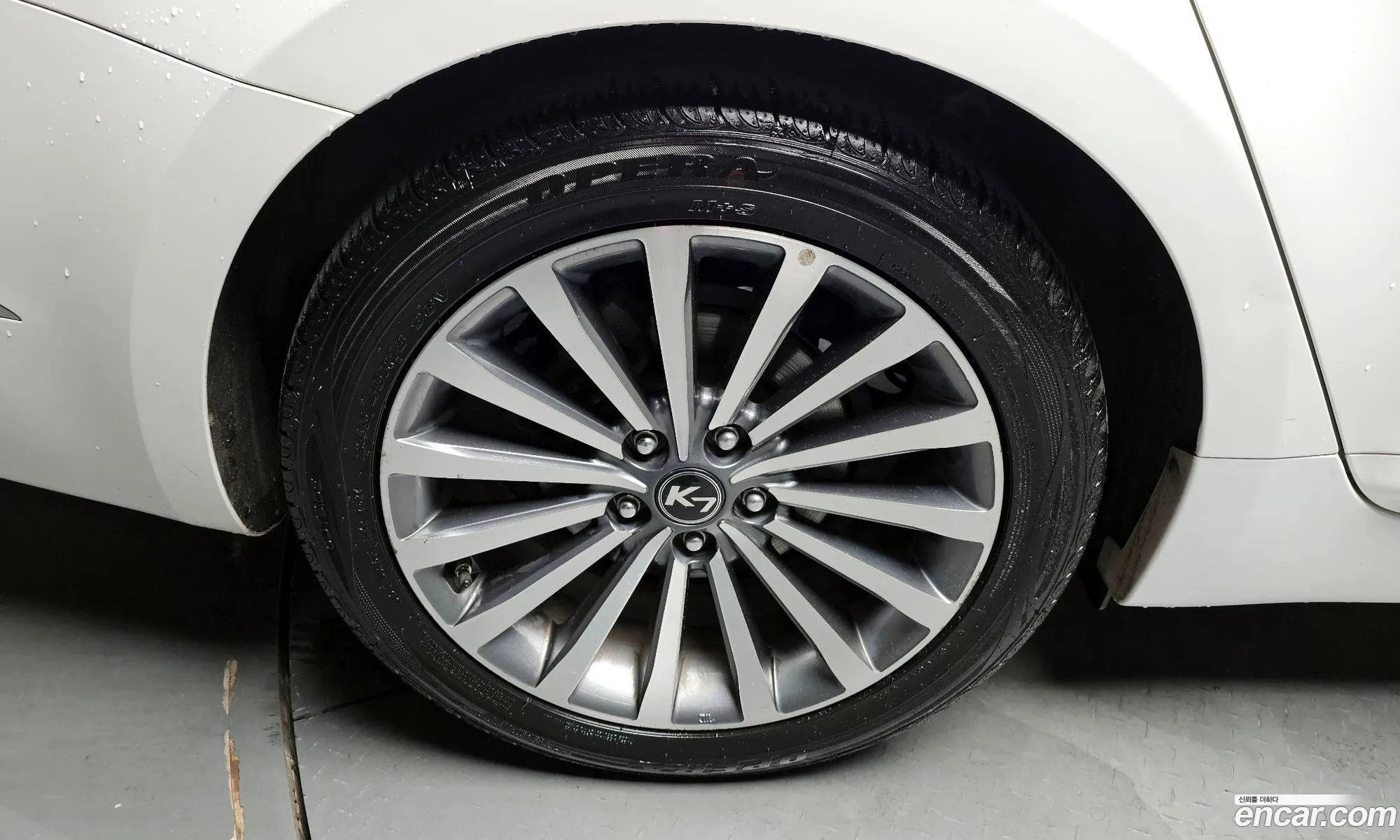 Kia K7 2016 KNALM415BGA220628 — 10