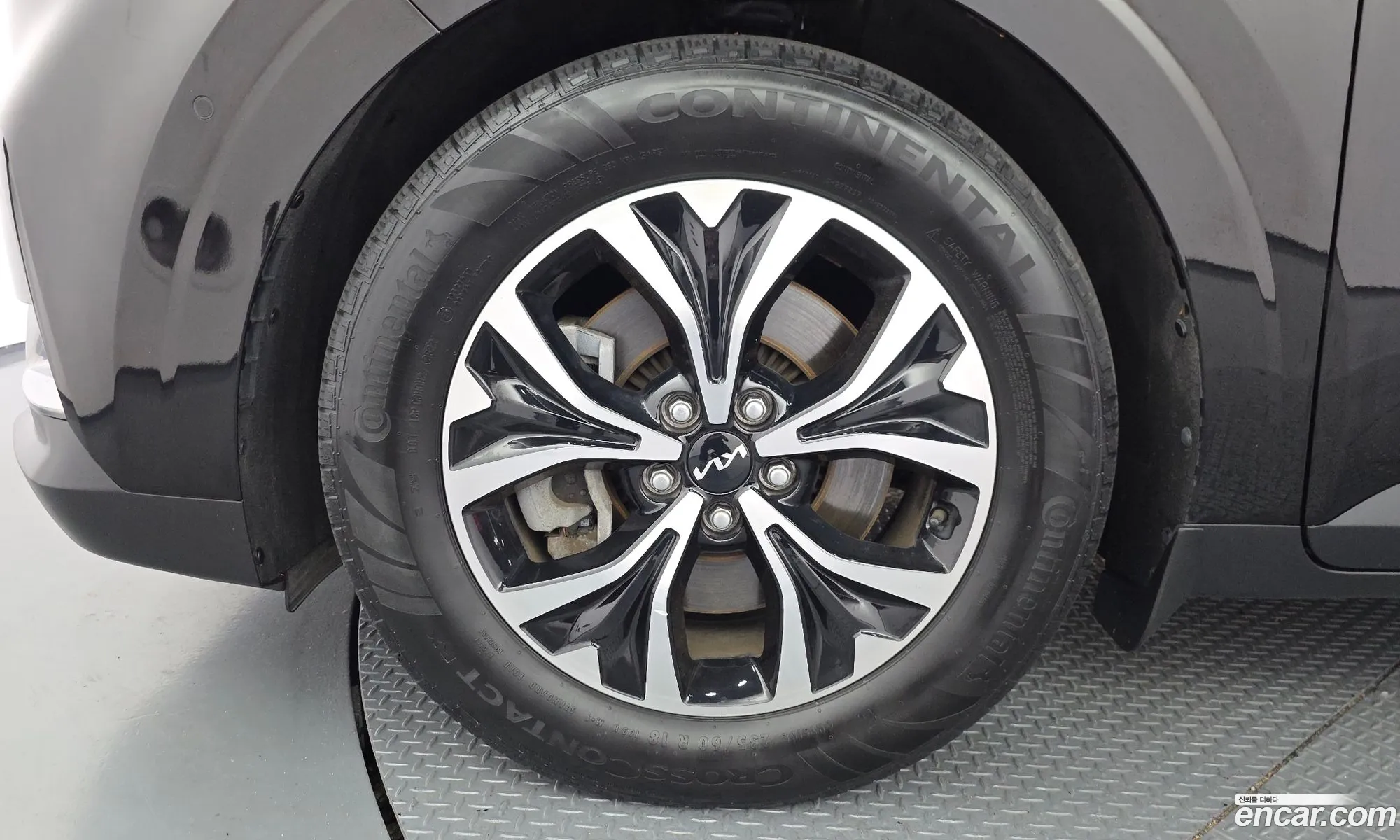 Kia Carnival 2023 KNHNE37BBPS278137 — 17