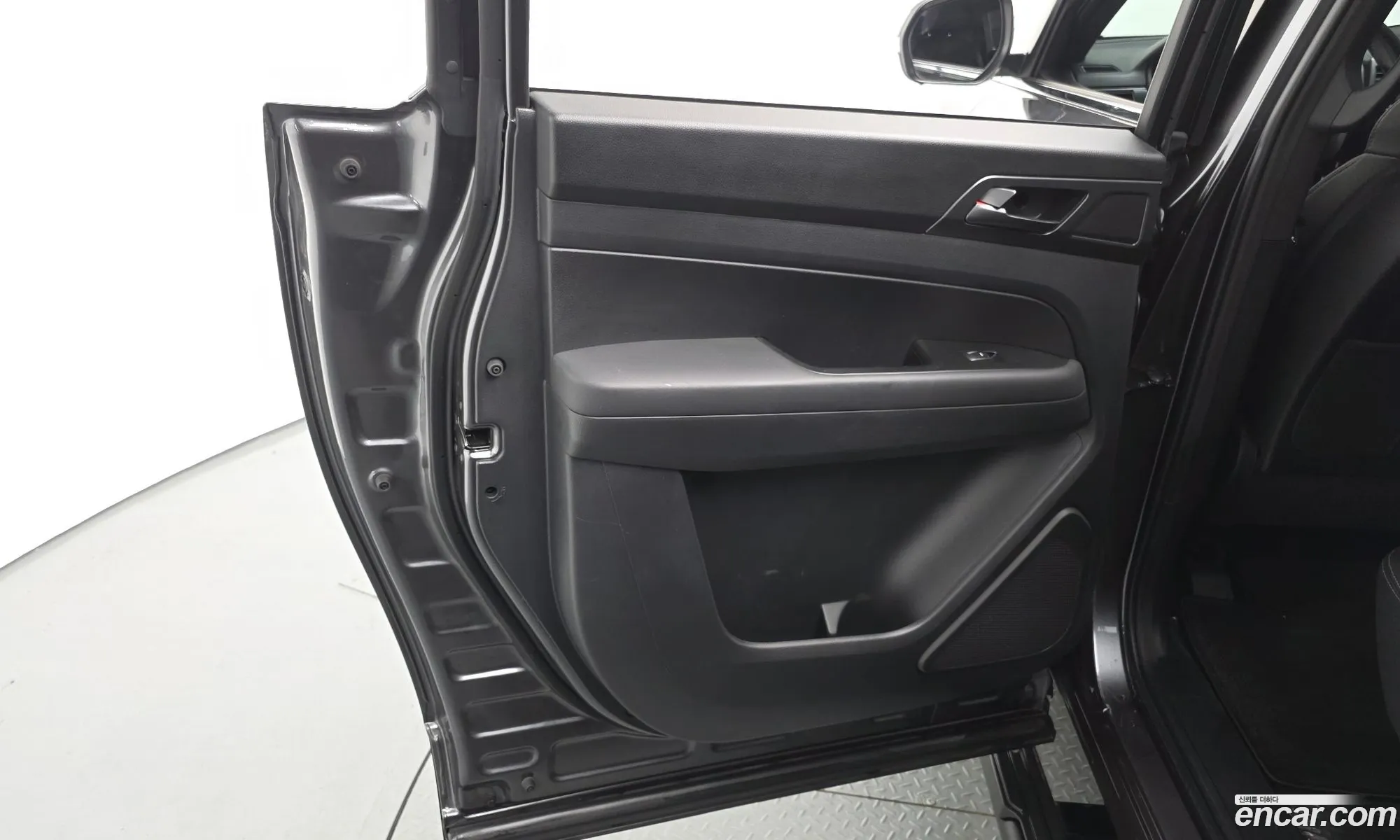 KG Mobility (SsangYong) Rexton Sports Khan 2021 — 7