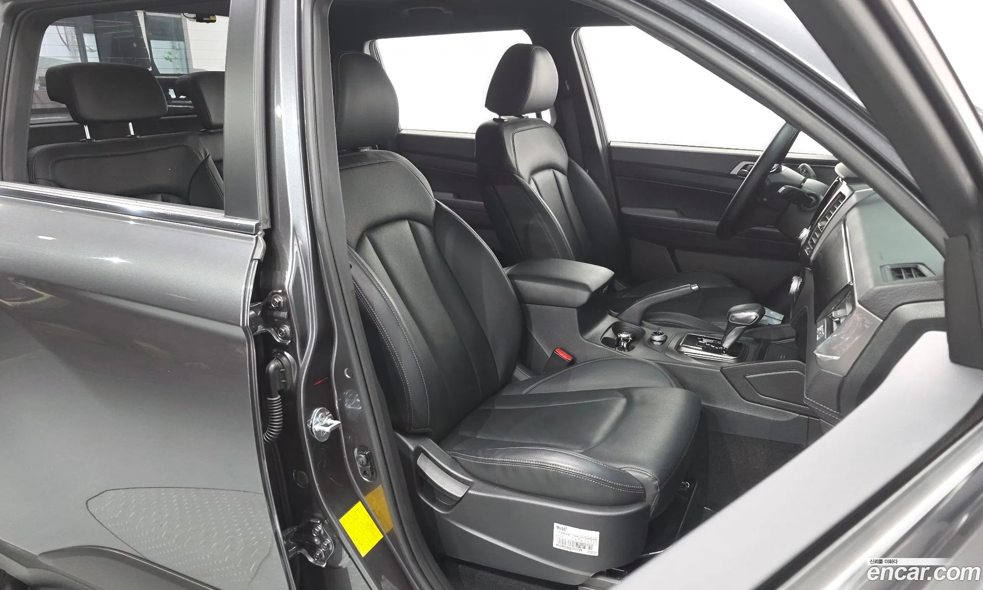 KG Mobility (SsangYong) Rexton Sports Khan 2021 — 23