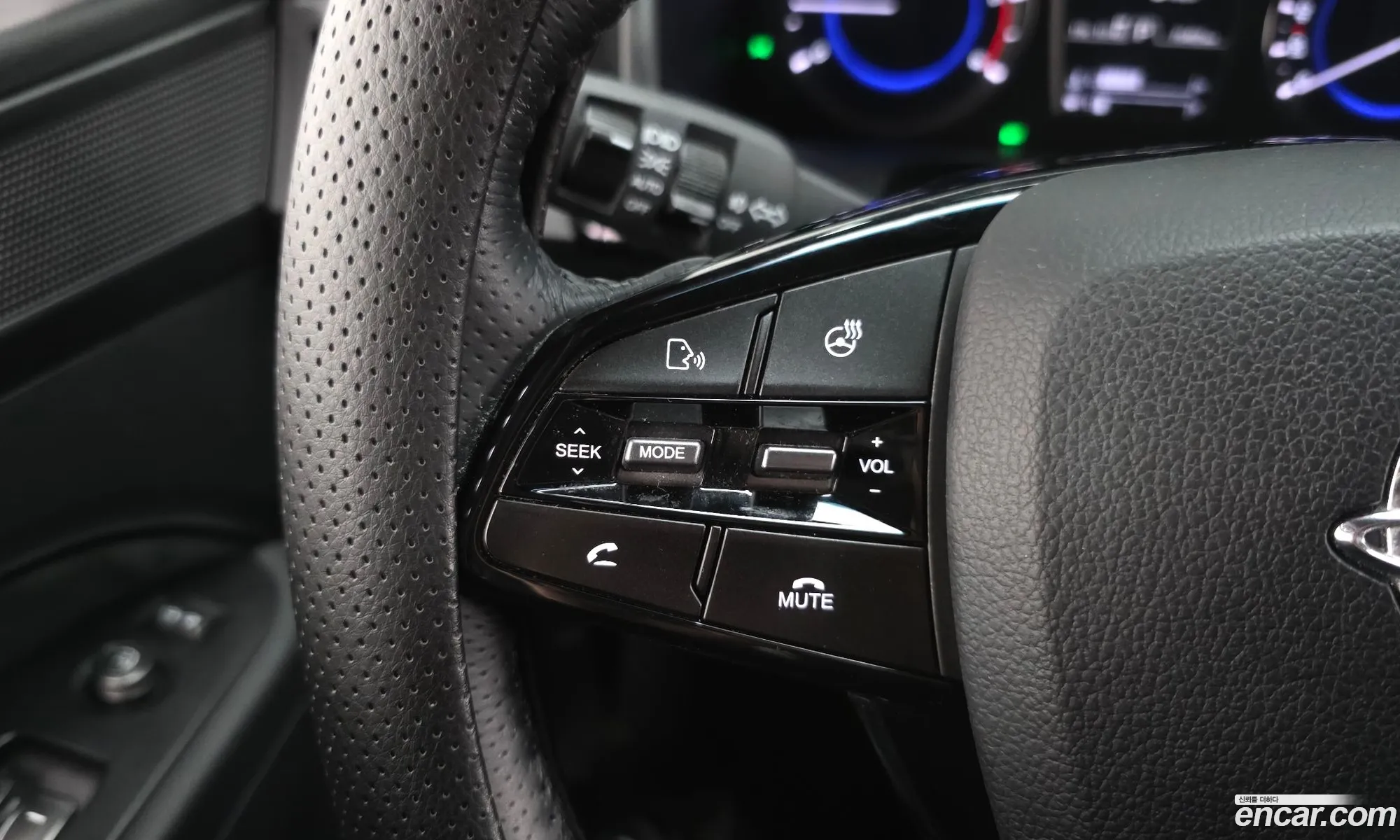 KG Mobility (SsangYong) Rexton Sports Khan 2021 — 8