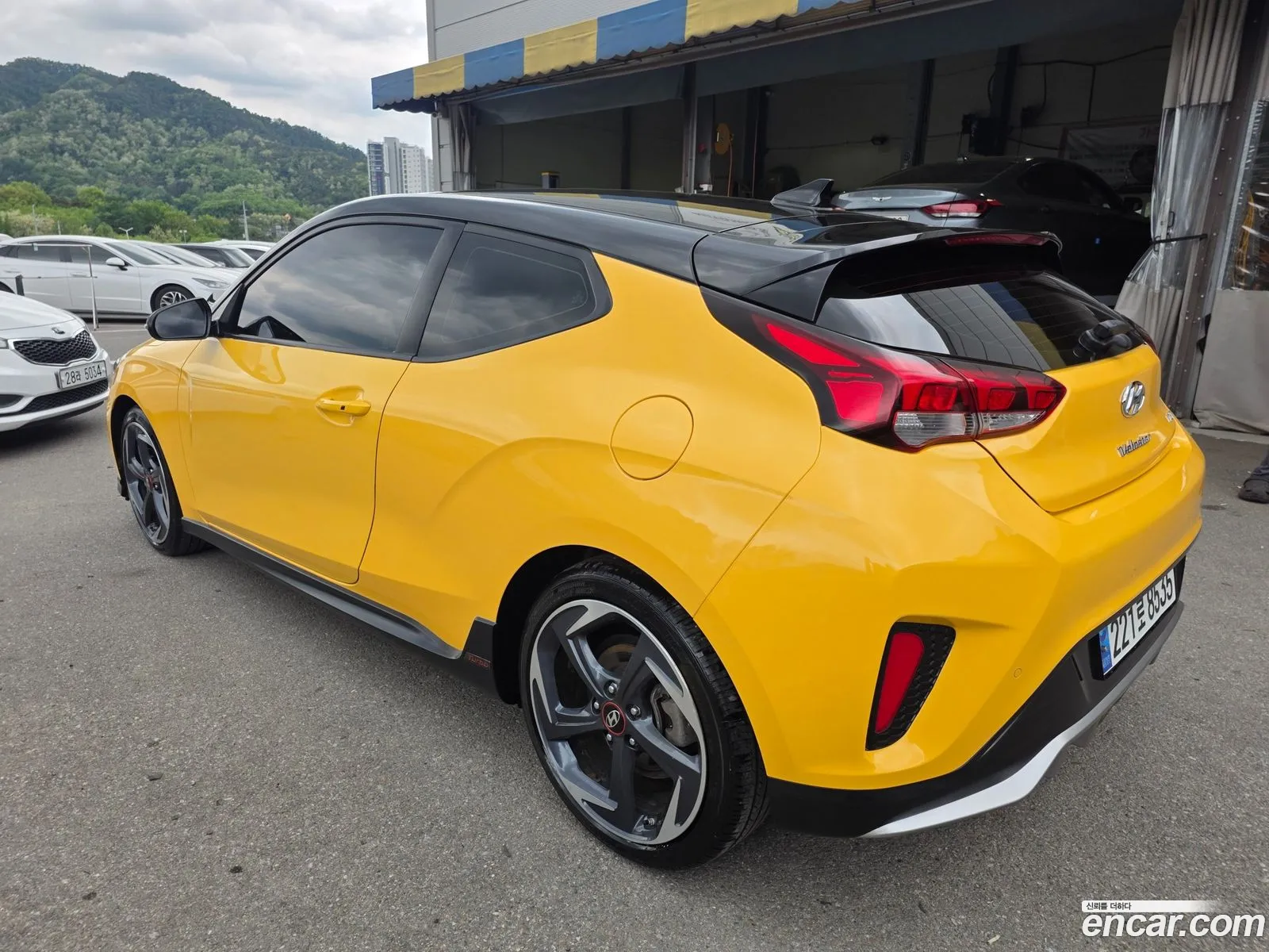 Hyundai Veloster 2019 — 3