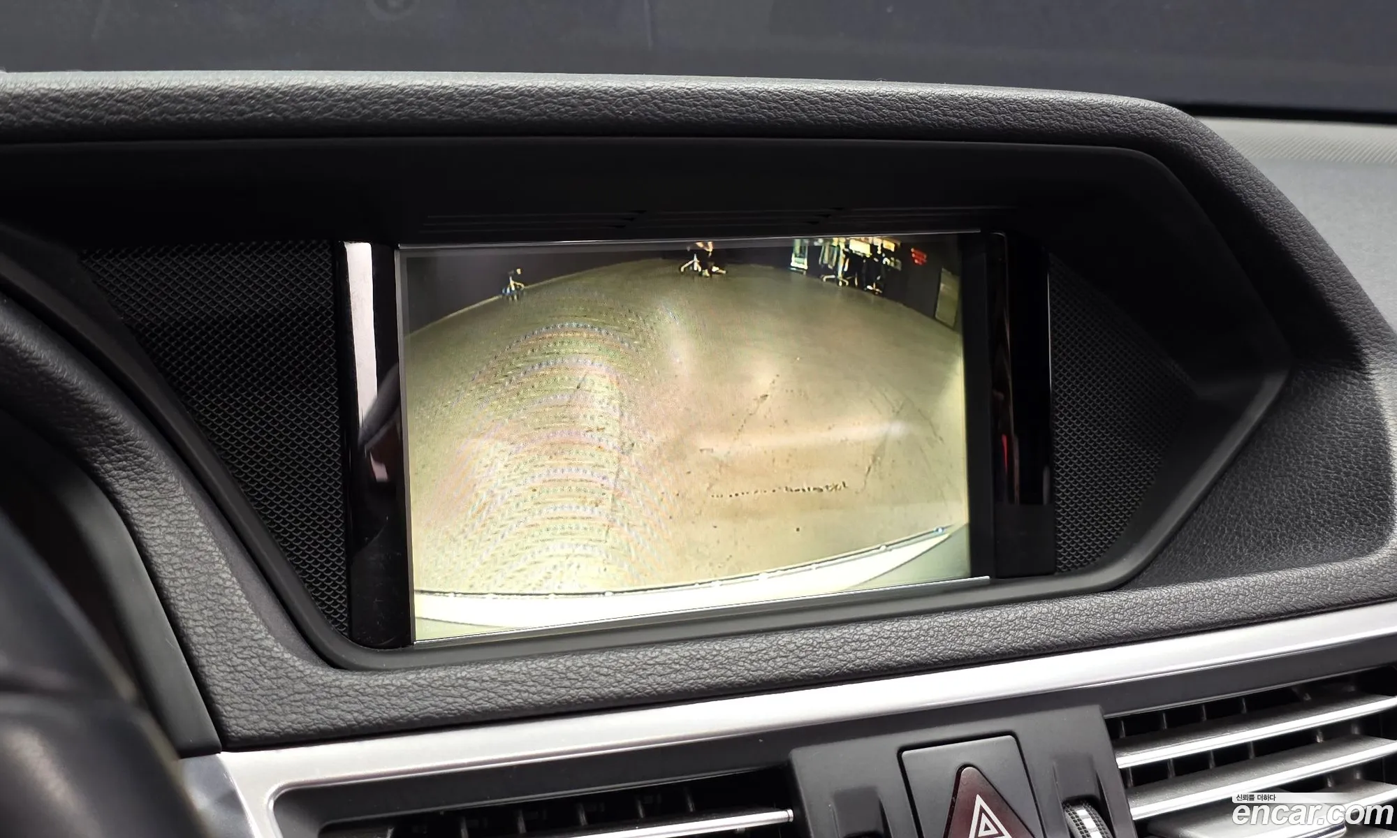 Mercedes-Benz E-Class W212 2012 WDDHF5FB3CA584695 — 3