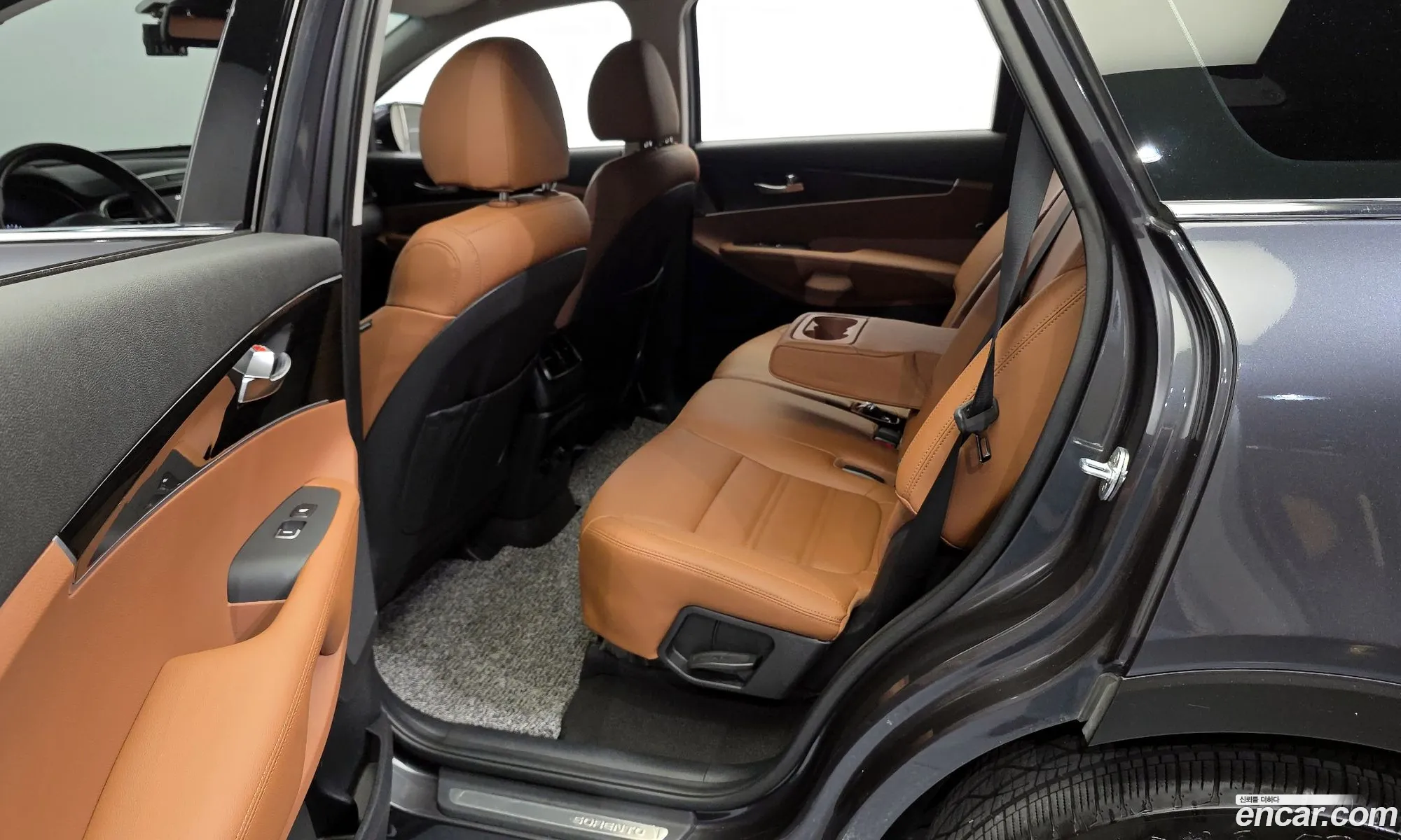 Kia Sorento 2019 KNAPH81ABLA629327 — 7