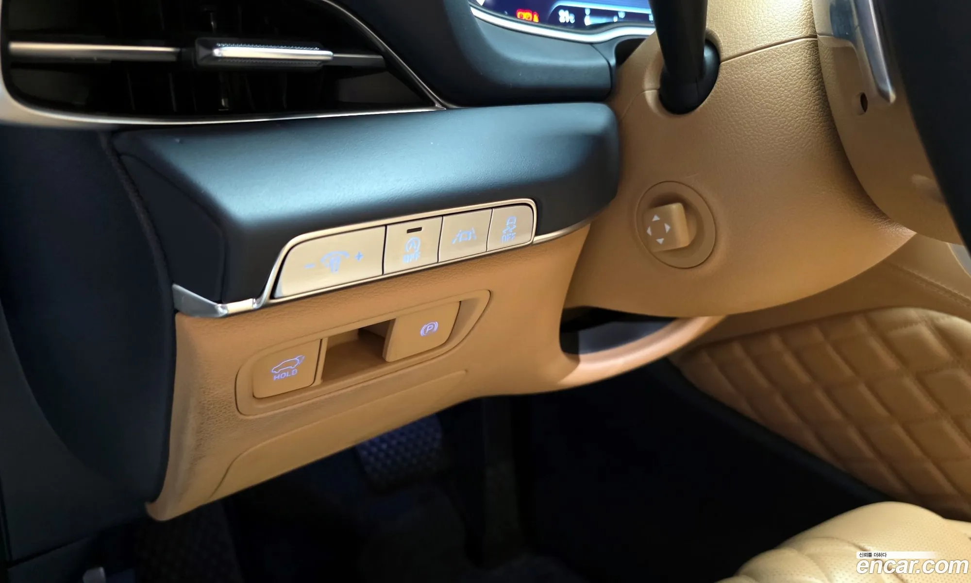 Genesis GV80 2021 — 16