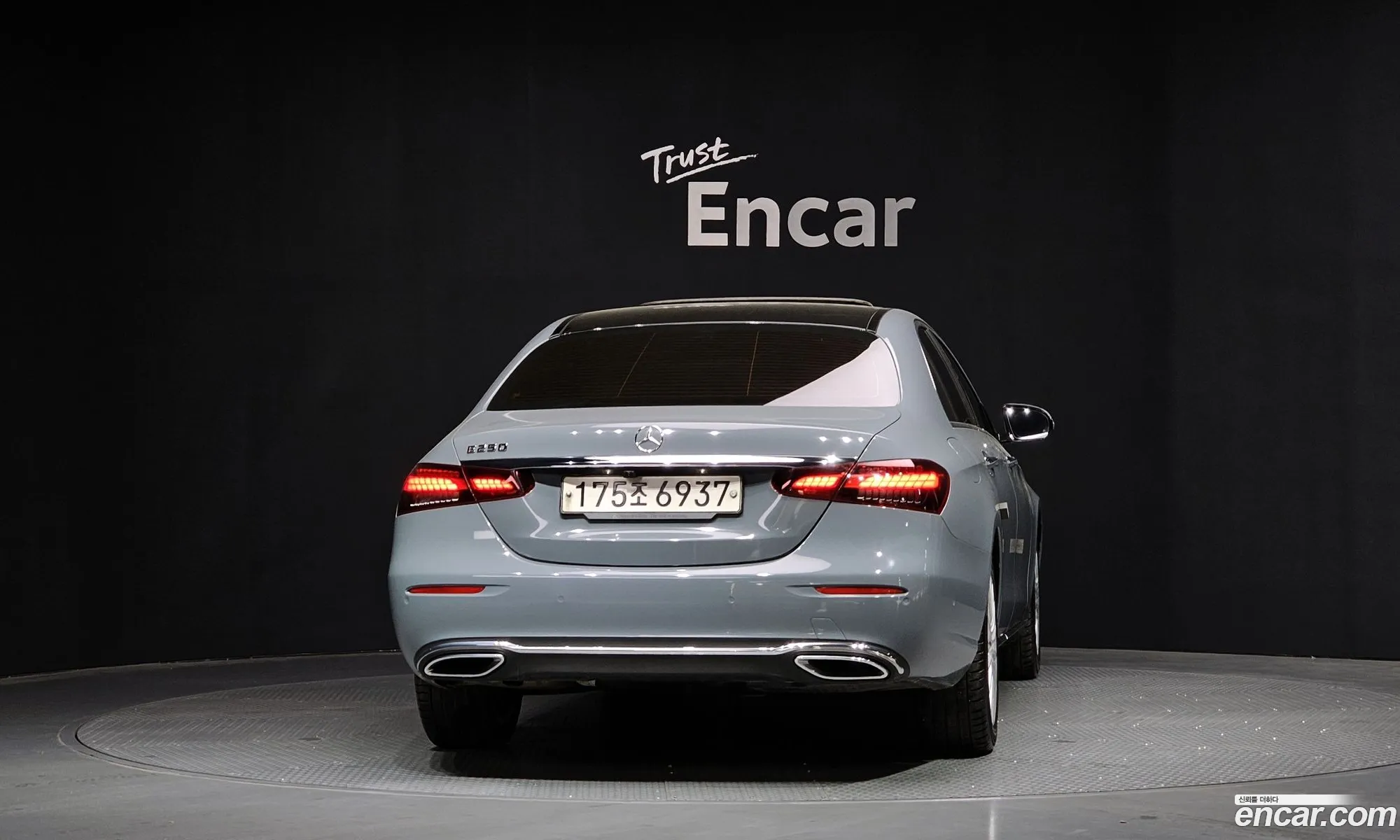 Mercedes-Benz E-Class W213 2022 — 20