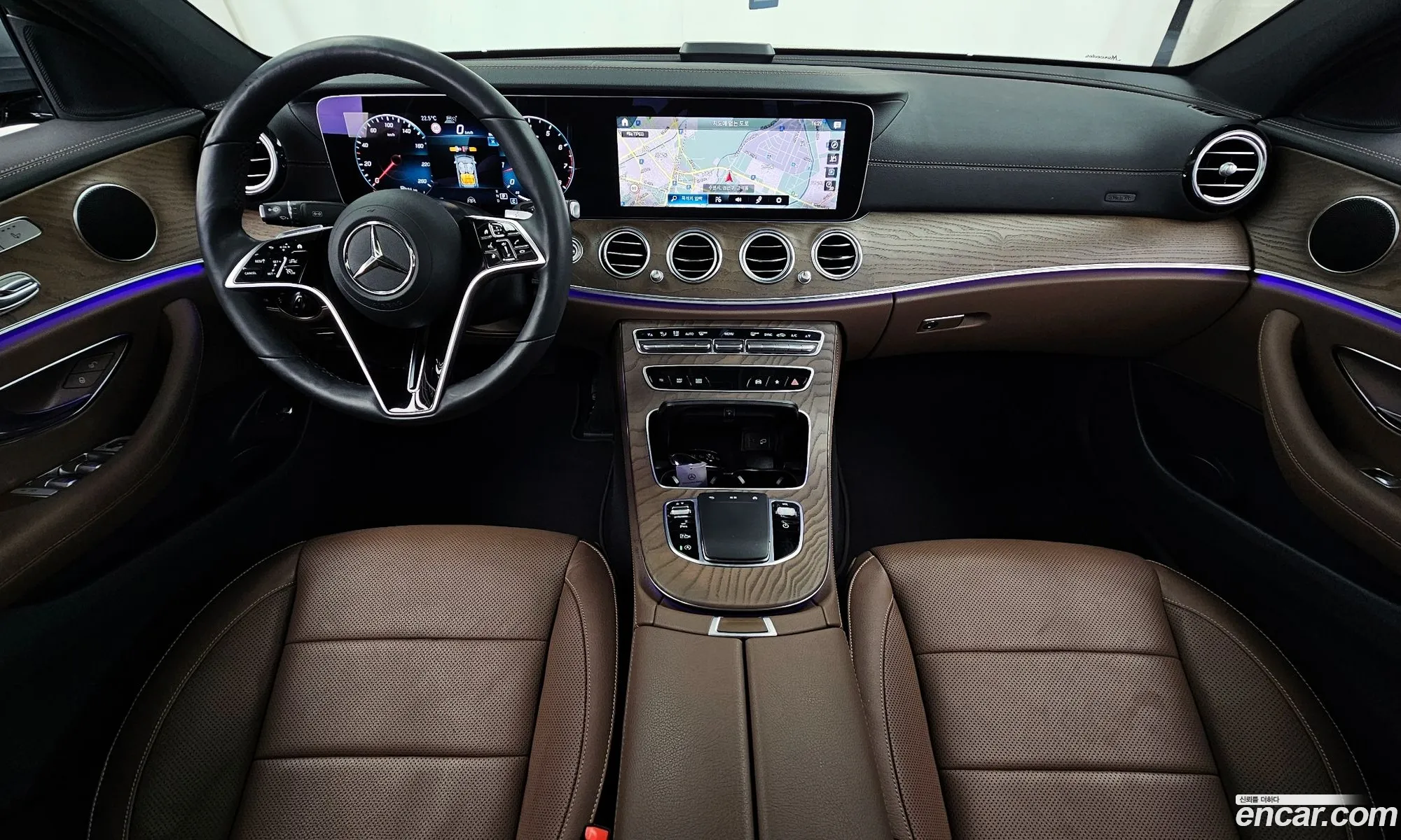 Mercedes-Benz E-Class W213 2022 — 30
