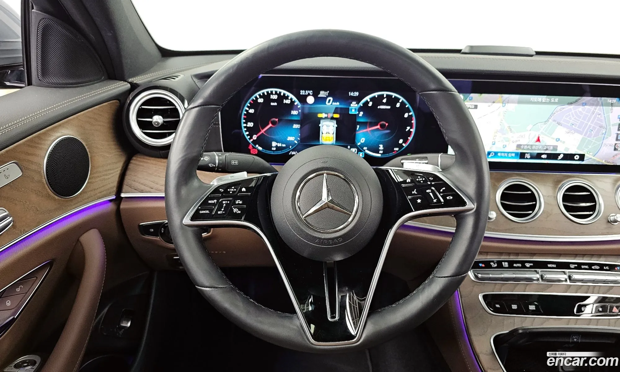 Mercedes-Benz E-Class W213 2022 — 7