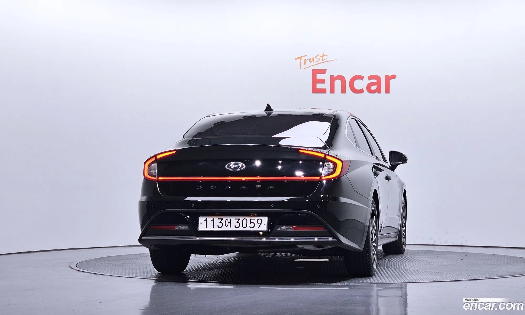 Hyundai Sonata Hybrid 2023 — 19