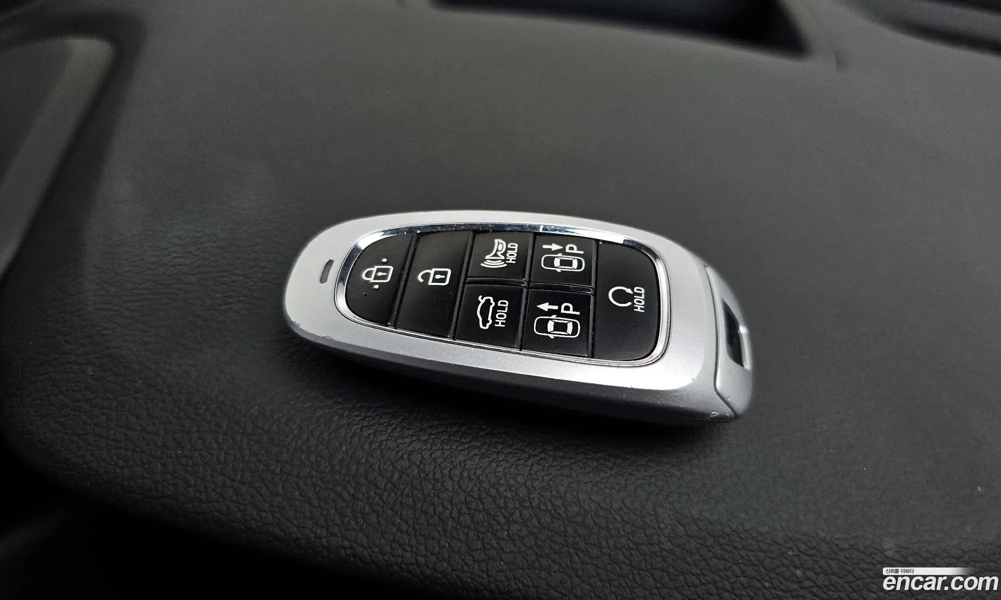 Hyundai Sonata Hybrid 2023 — 18