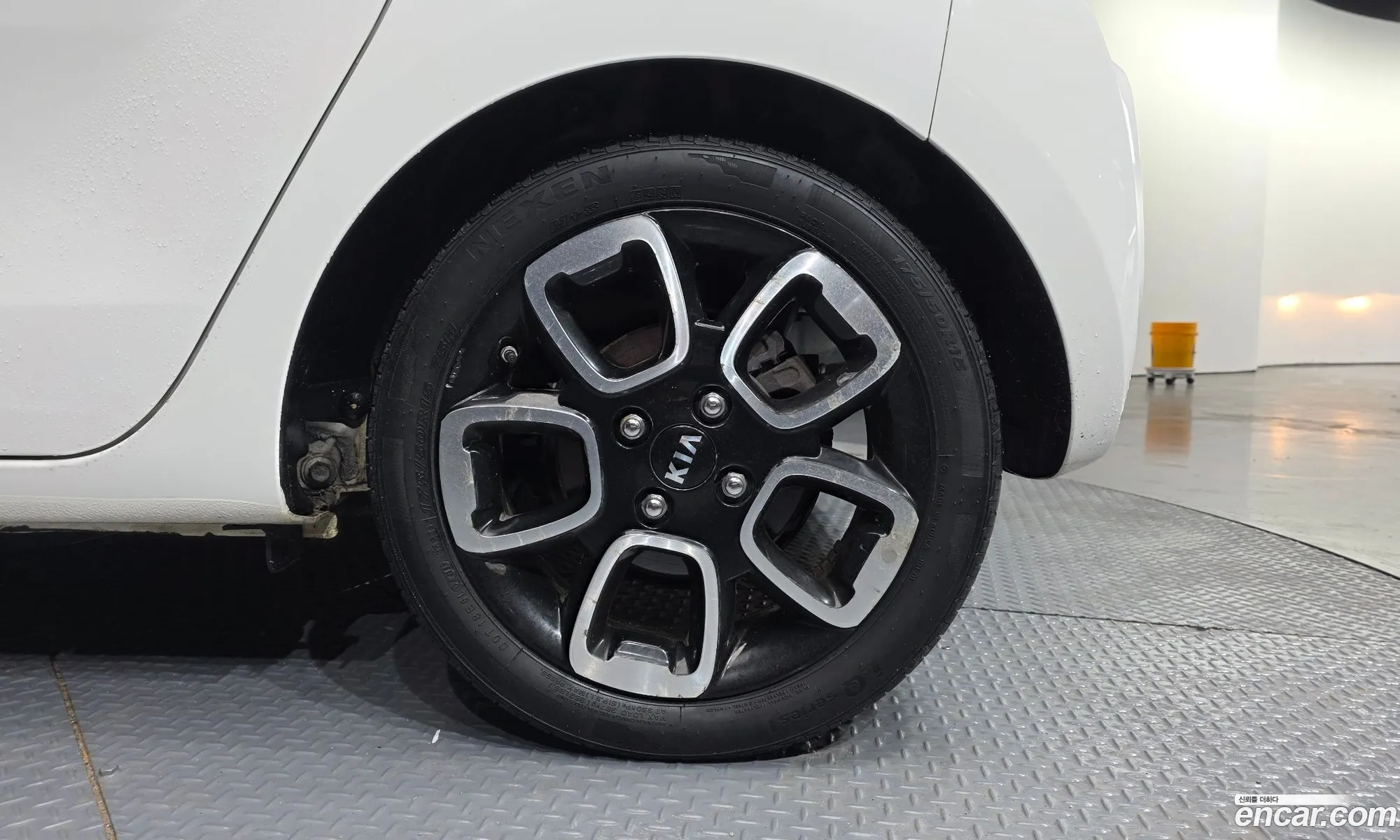 Kia Ray 2018 KNACK811BJT196025 — 30