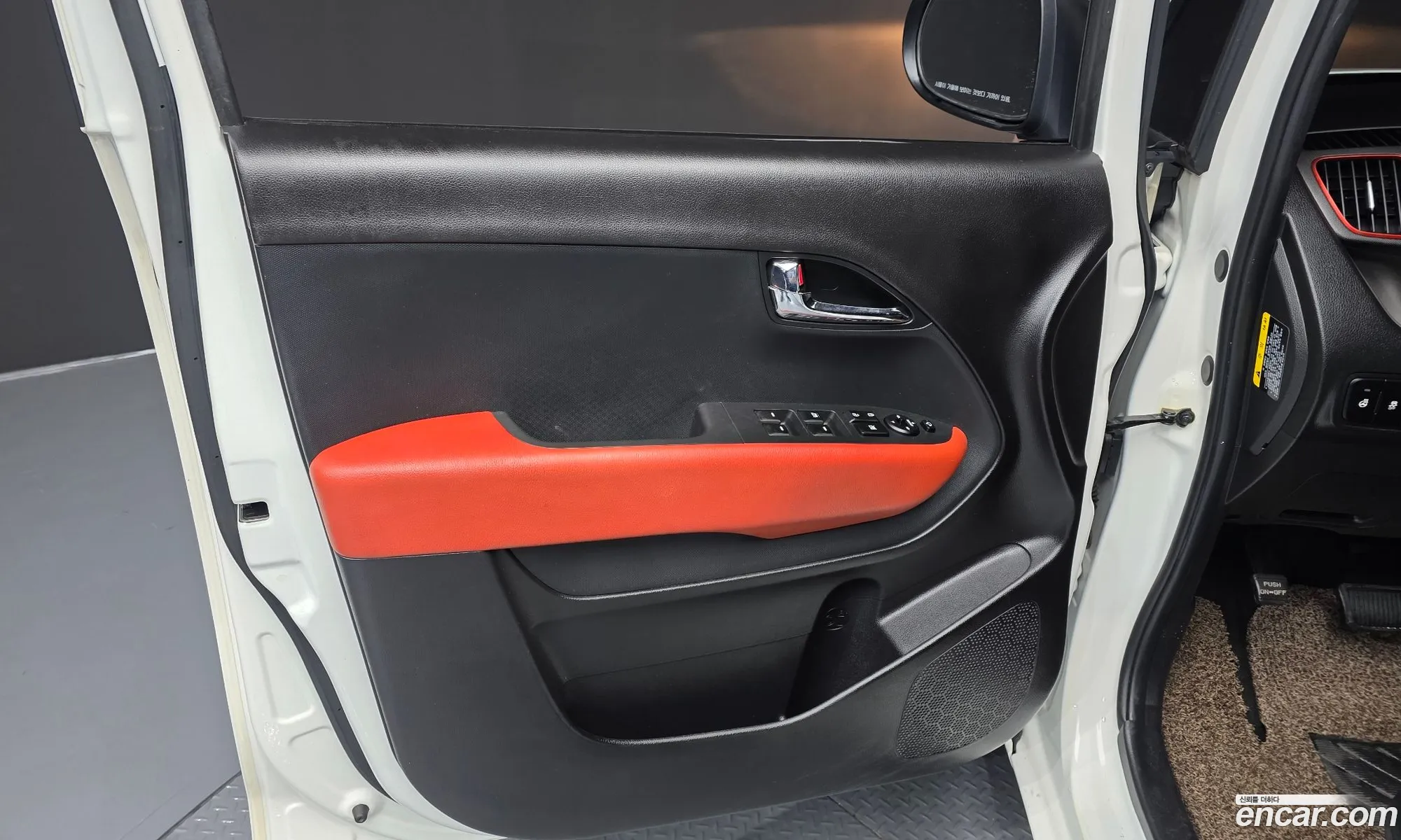 Kia Ray 2018 KNACK811BJT196025 — 11