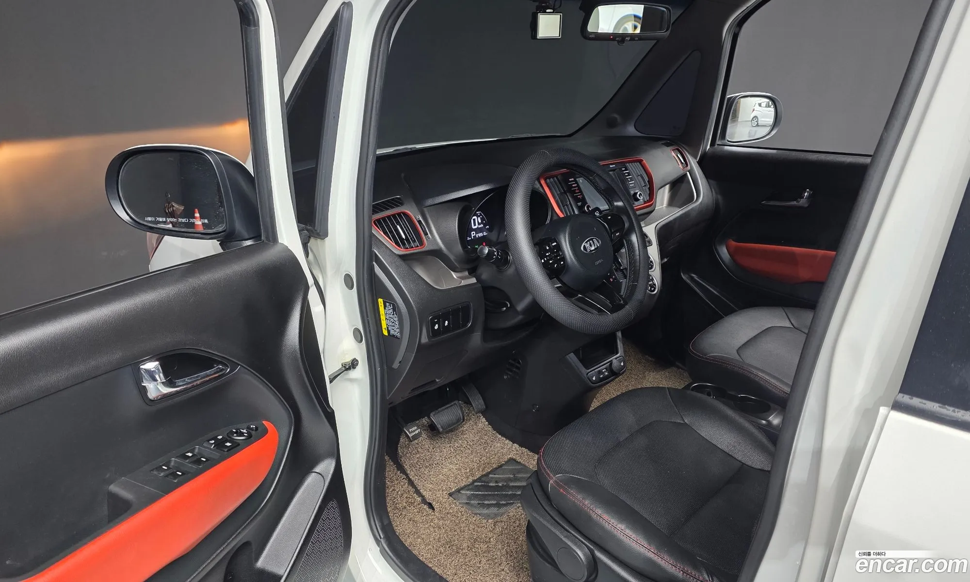 Kia Ray 2018 KNACK811BJT196025 — 16