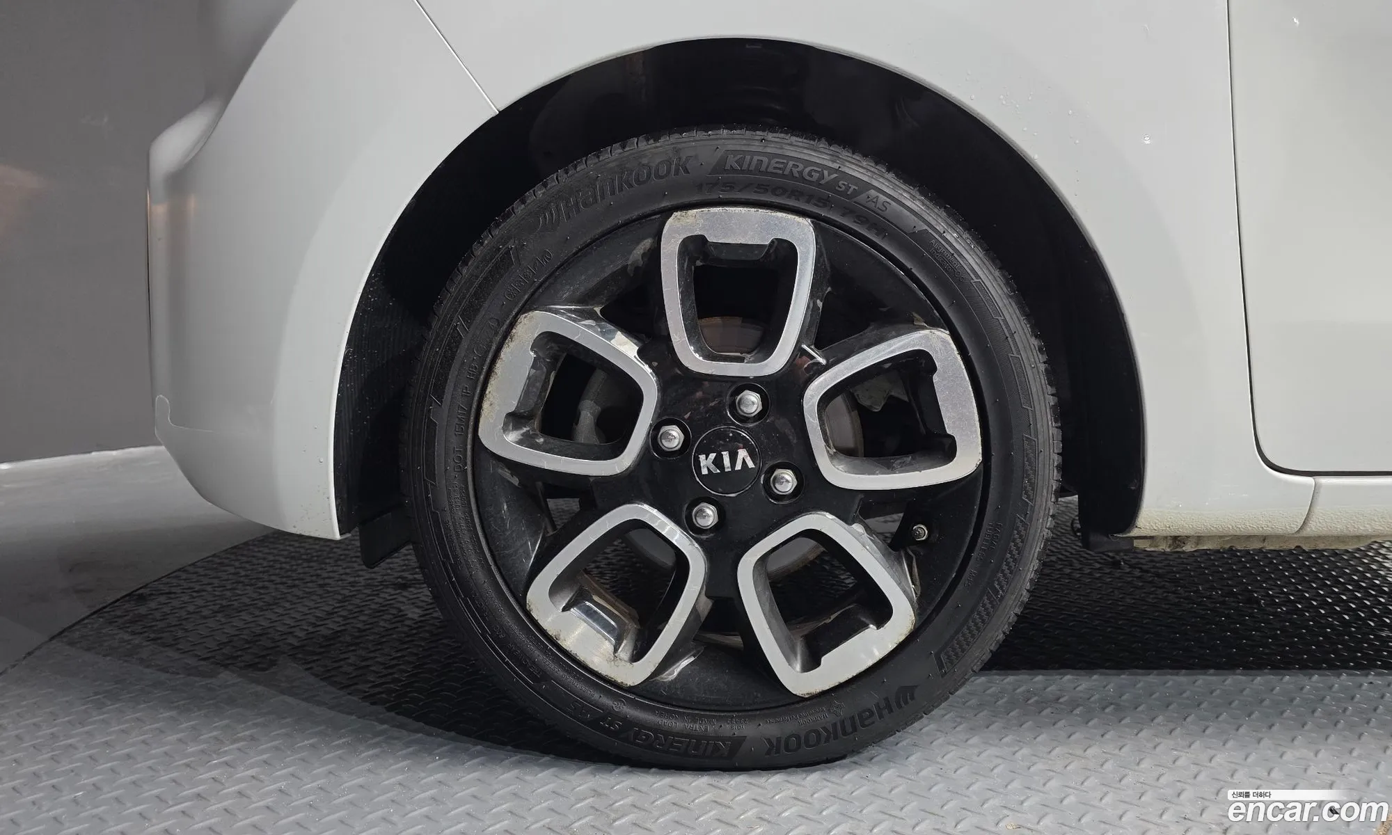 Kia Ray 2018 KNACK811BJT196025 — 3