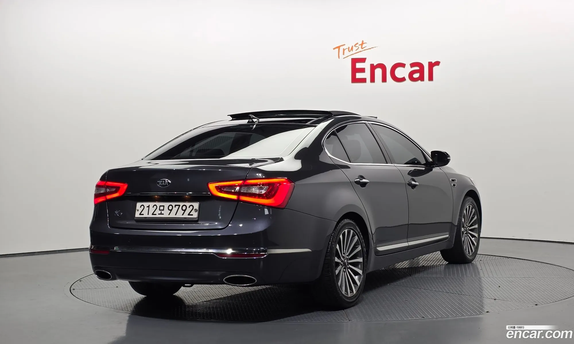 Kia K7 2014 KNALM415BEA171810 — 3