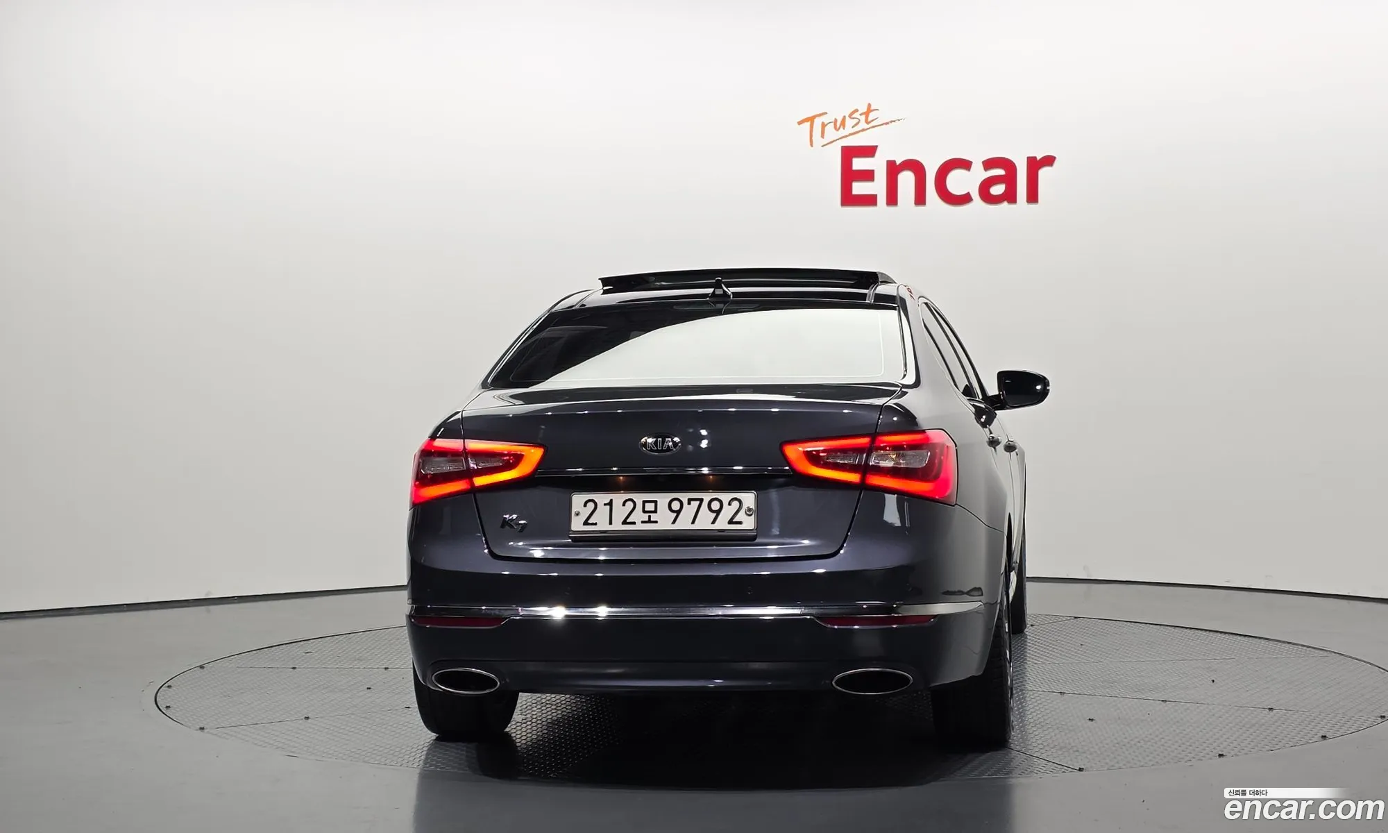 Kia K7 2014 KNALM415BEA171810 — 18