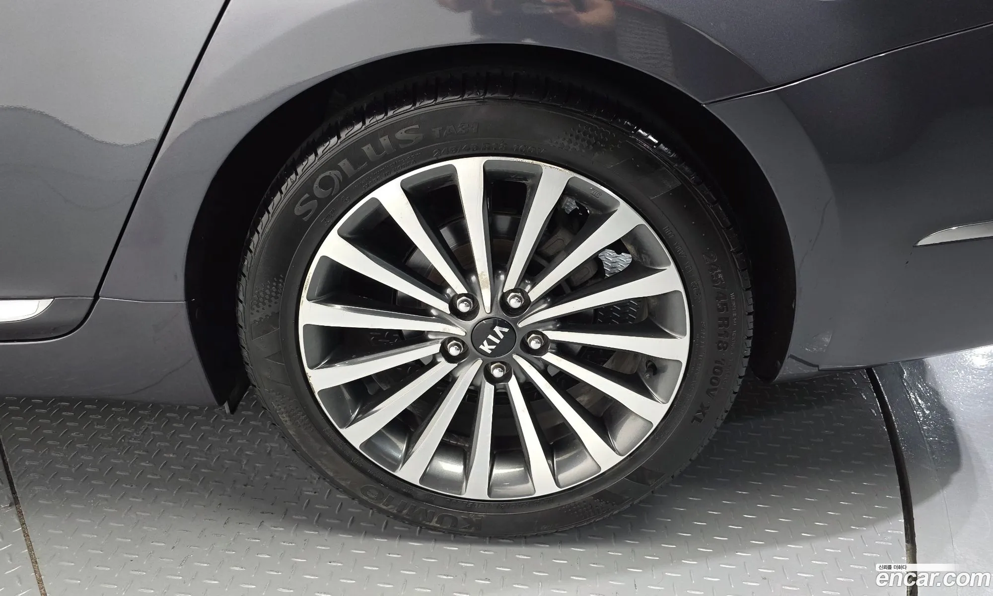 Kia K7 2014 KNALM415BEA171810 — 9