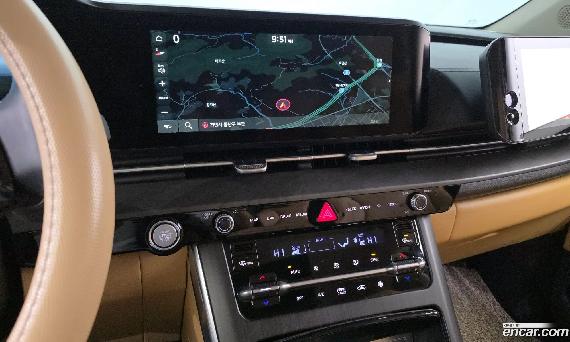 Kia Carnival 2021 KNANE81BBMS066879 — 9