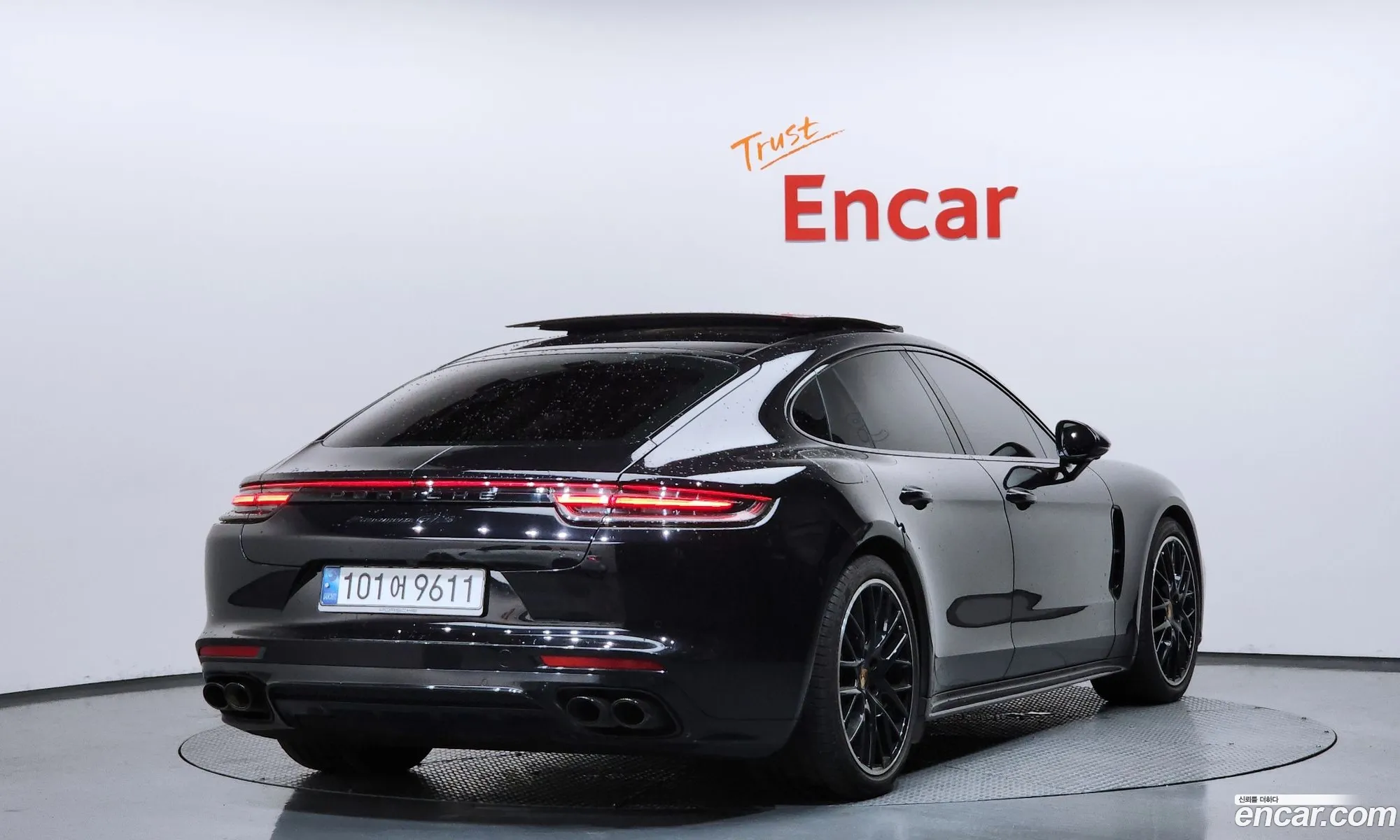 Porsche Panamera 2020 WP0AG2972LL146611 — 17