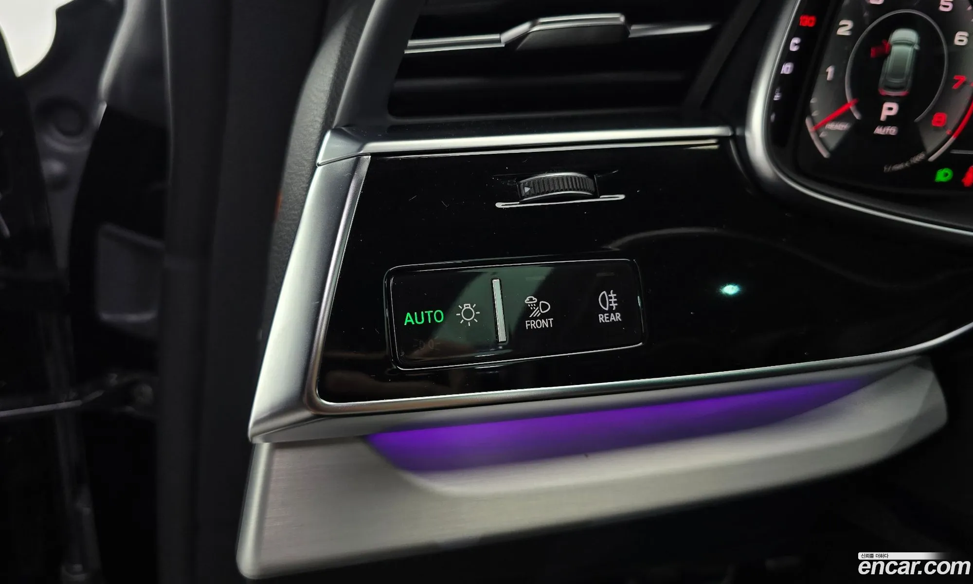 Audi Q8 2023 WAUZZZF18PD005822 — 14