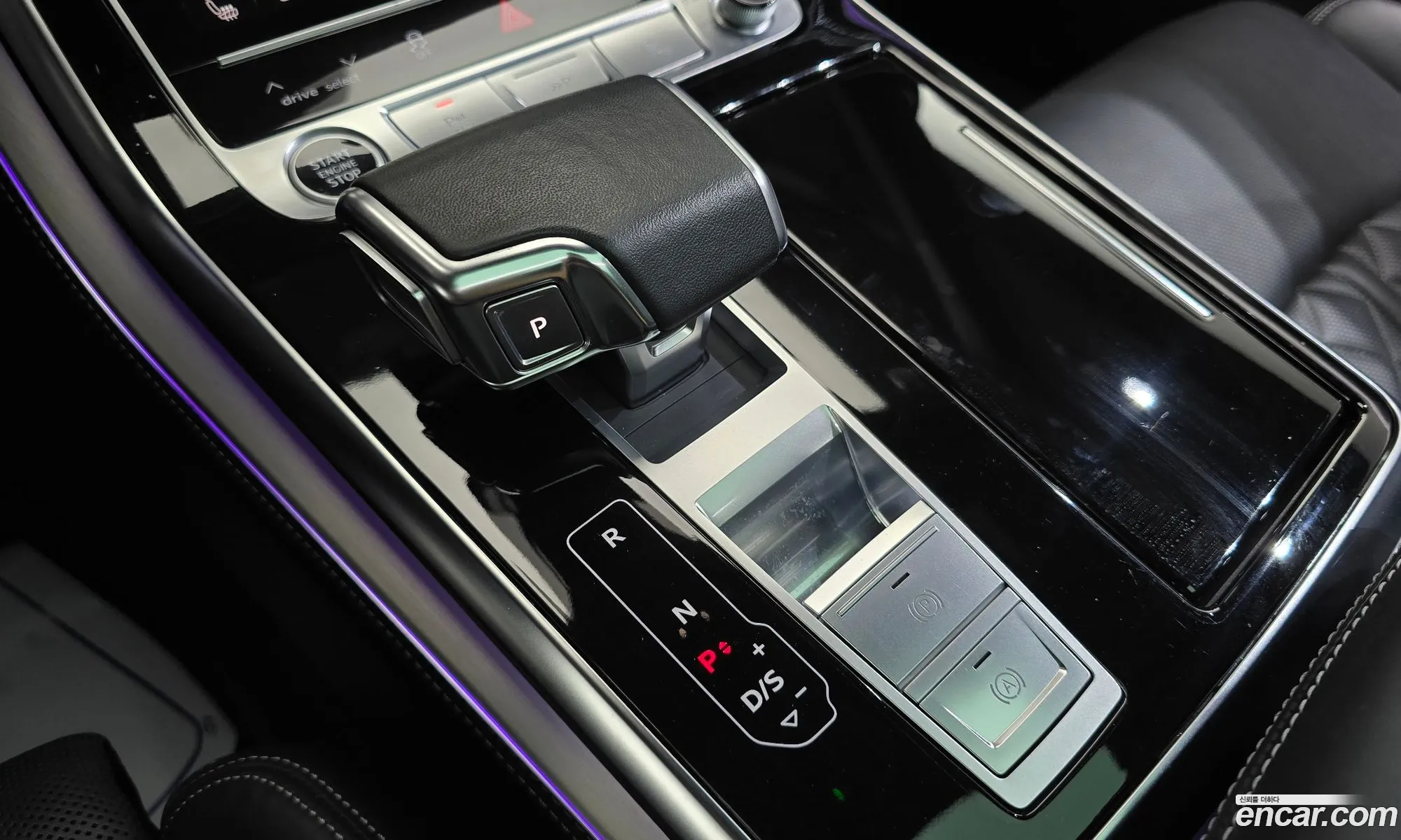 Audi Q8 2023 WAUZZZF18PD005822 — 2