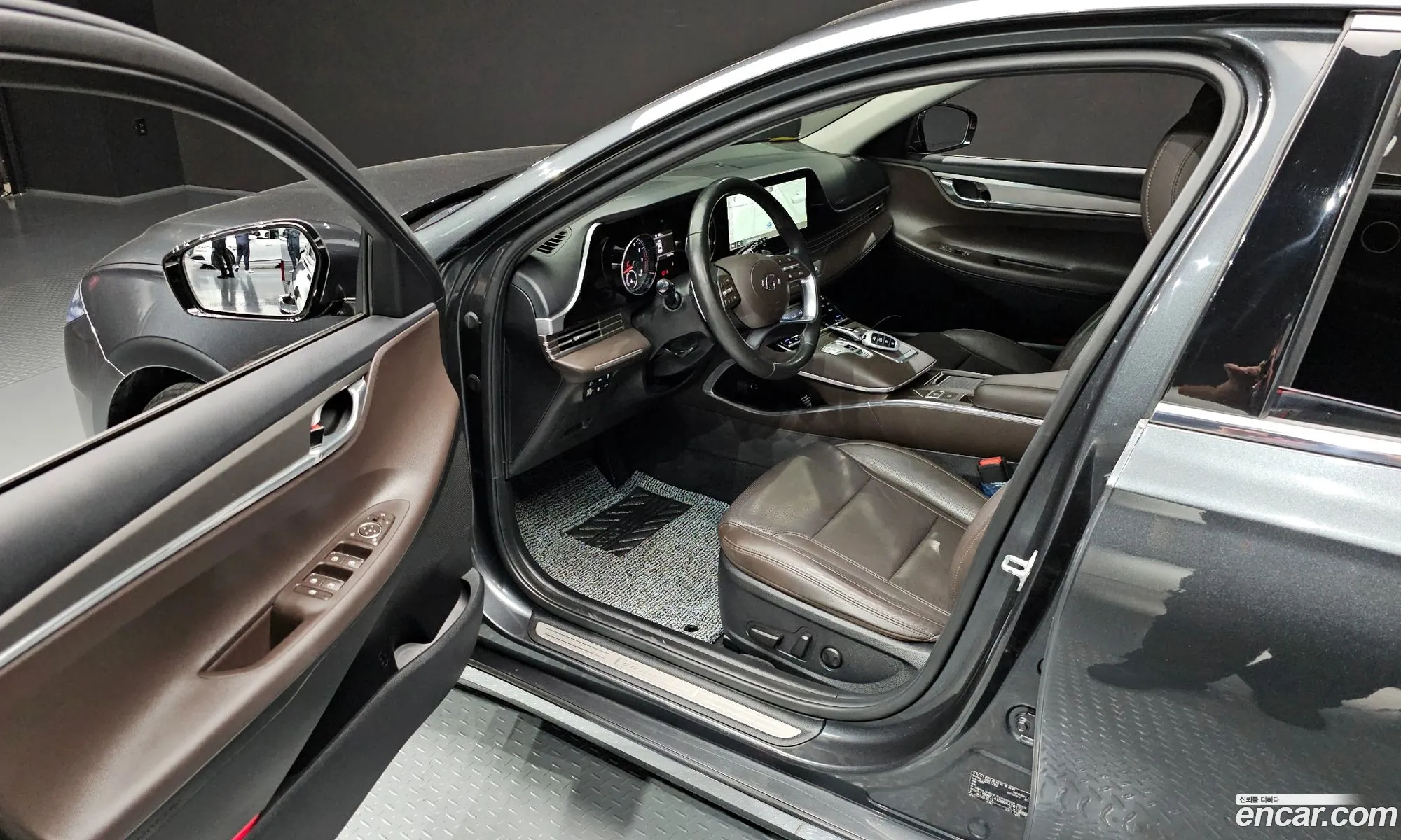 Hyundai Grandeur IG 2021 KMHF141DBMA428172 — 17