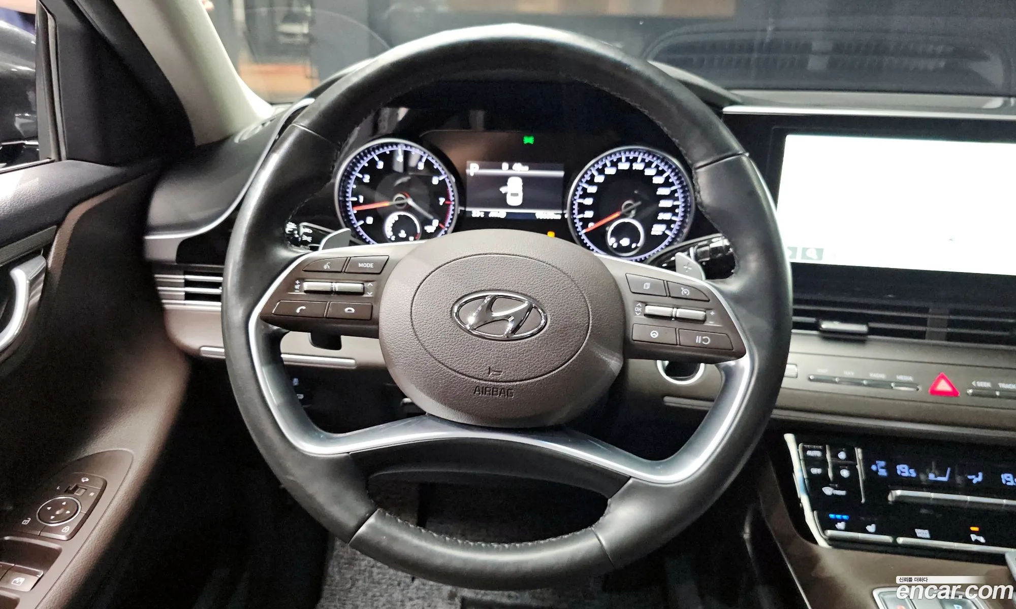 Hyundai Grandeur IG 2021 KMHF141DBMA428172 — 14